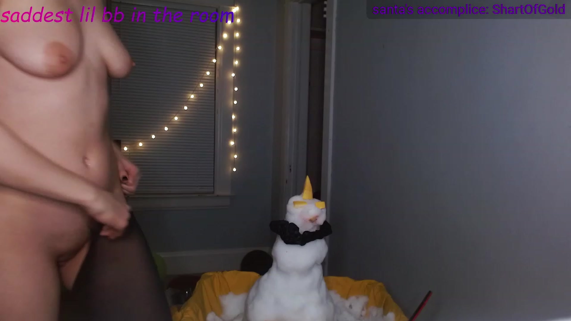 Gallery image thumbnail from anarchocringe's myfreecams stream on, 12/17/2022, 12:24 image 2 of 20