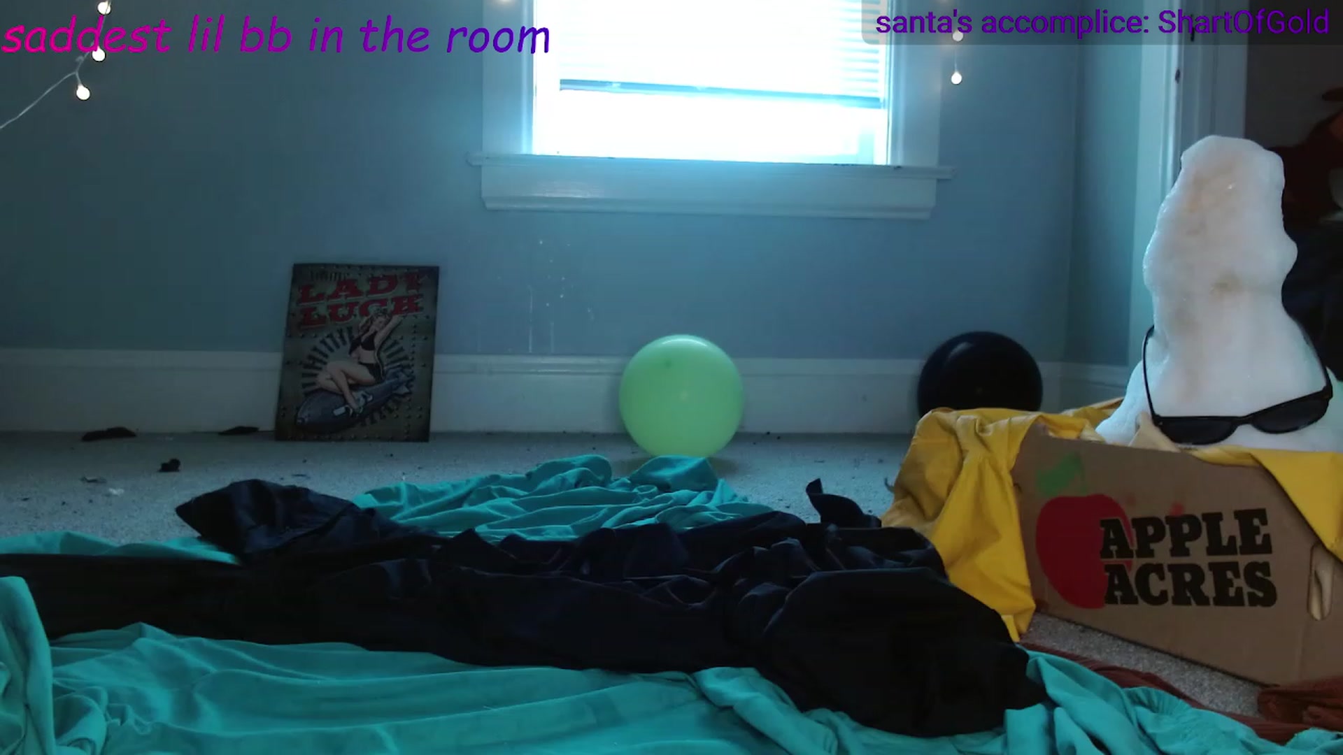 Gallery image thumbnail from anarchocringe's myfreecams stream on, 12/17/2022, 13:40 image 19 of 20