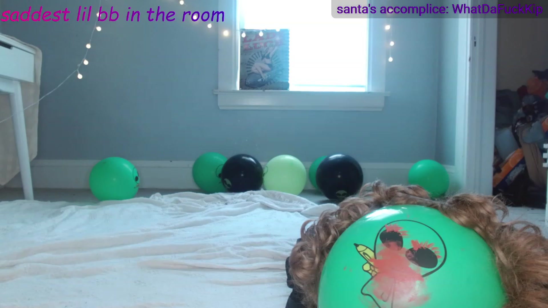 Gallery image thumbnail from anarchocringe's myfreecams stream on, 12/18/2022, 16:22 image 16 of 20