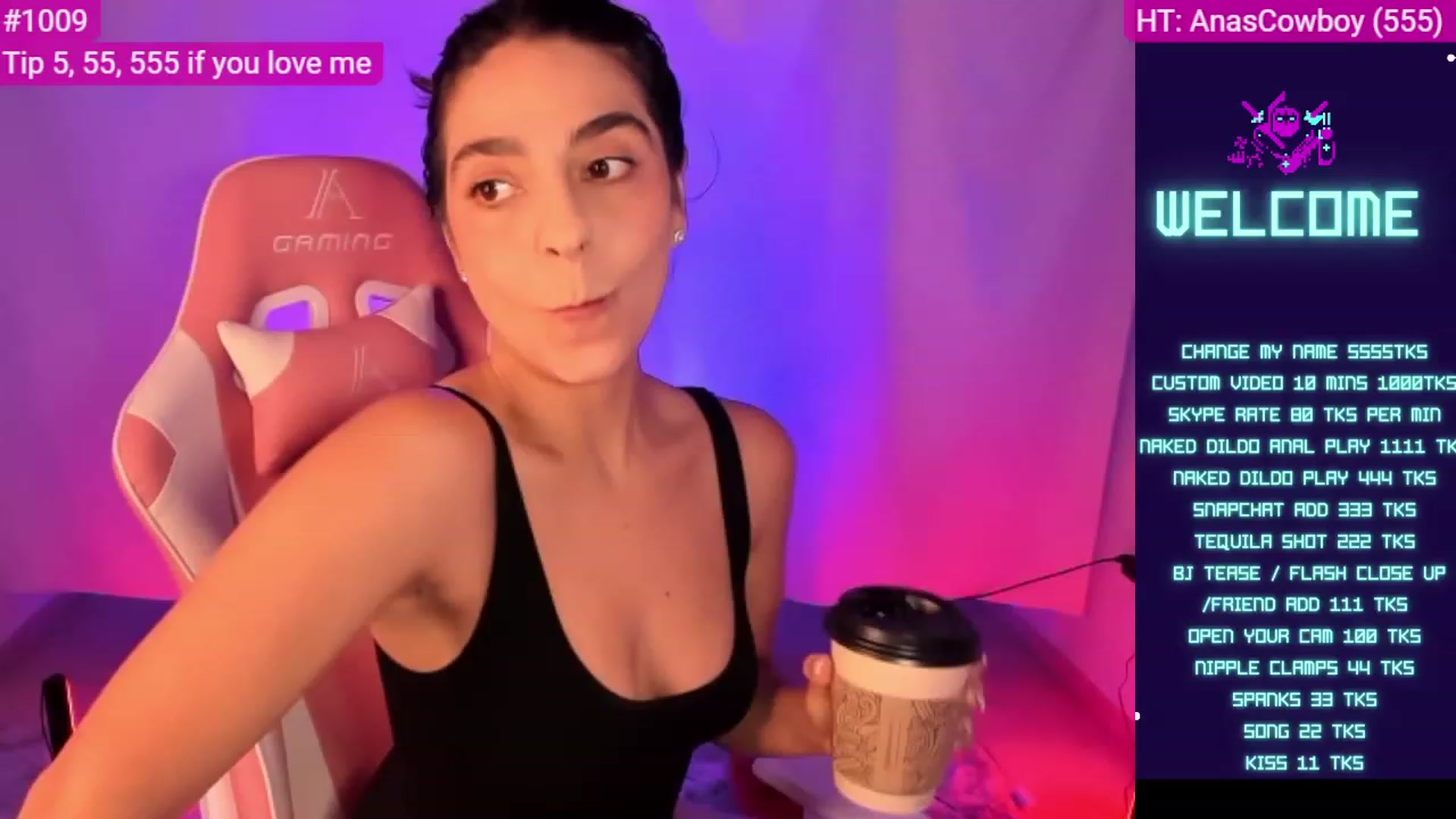 Gallery image thumbnail from anarossanna's myfreecams stream on, 01/13/2023, 03:52 image 1 of 20