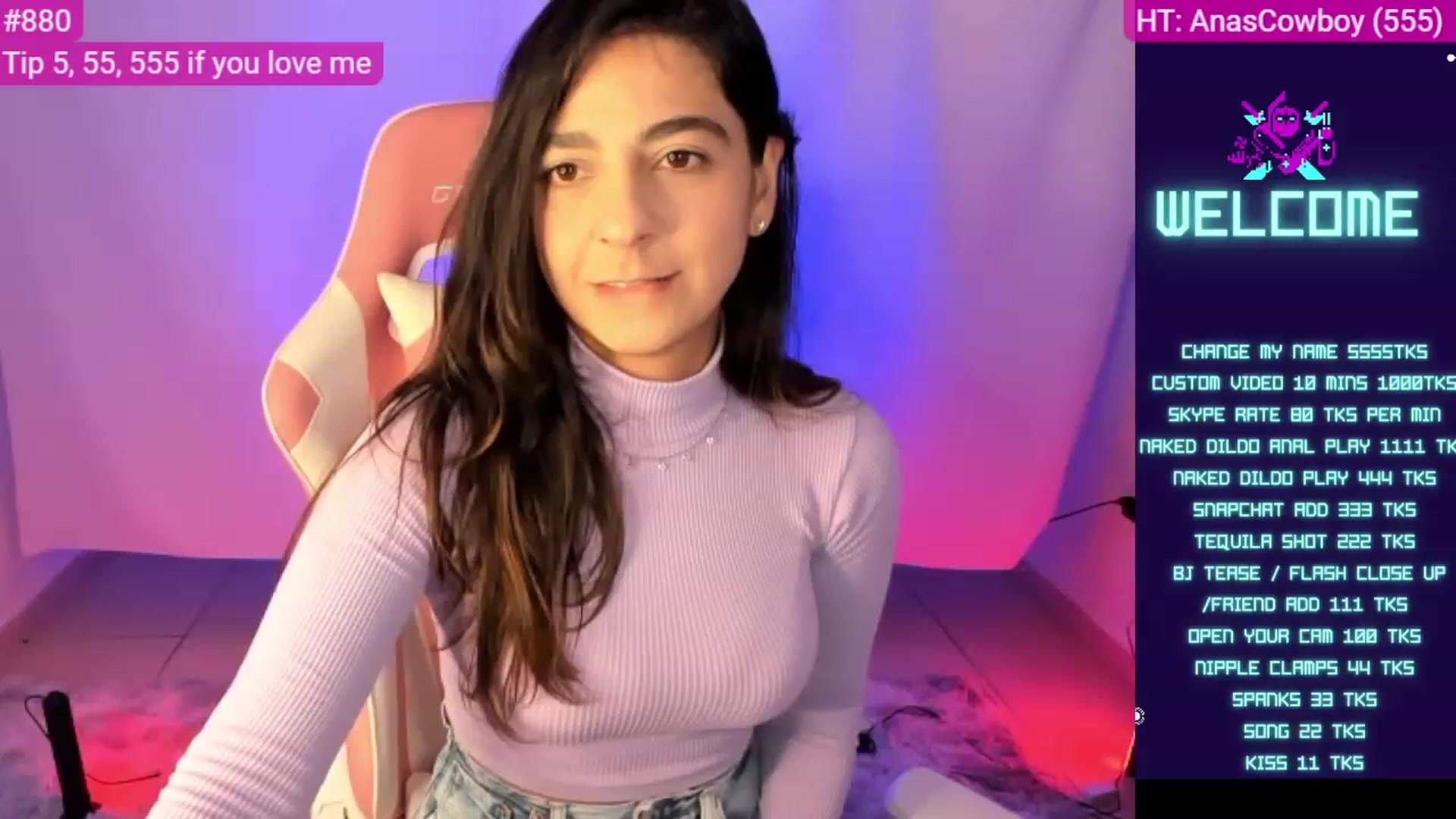 Gallery image thumbnail from anarossanna's myfreecams stream on, 01/18/2023, 04:11 image 8 of 20