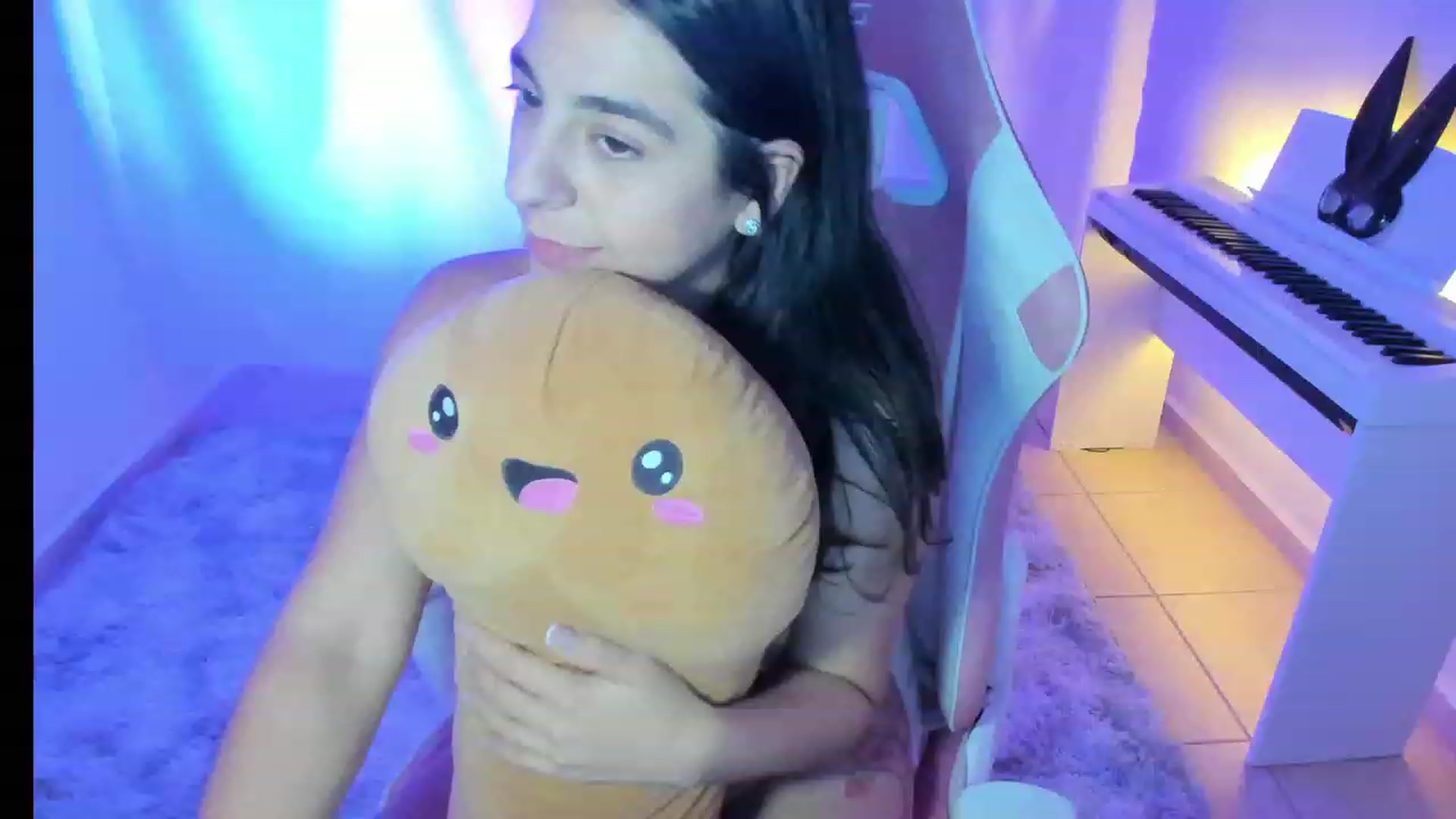 Gallery image thumbnail from anarossanna's myfreecams stream on, 03/30/2023, 04:11 image 8 of 20