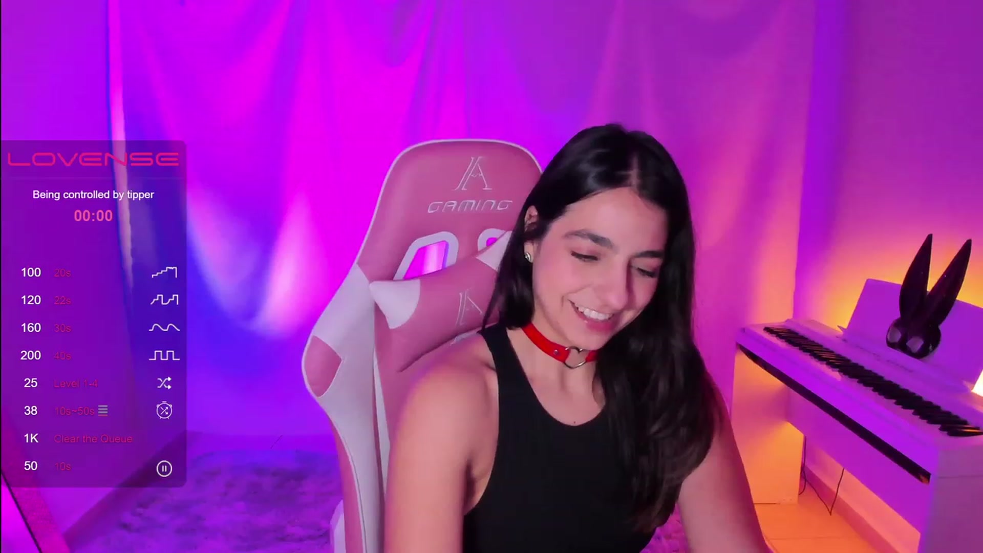 Gallery image thumbnail from anarossanna's myfreecams stream on, 04/09/2023, 05:37 image 12 of 20