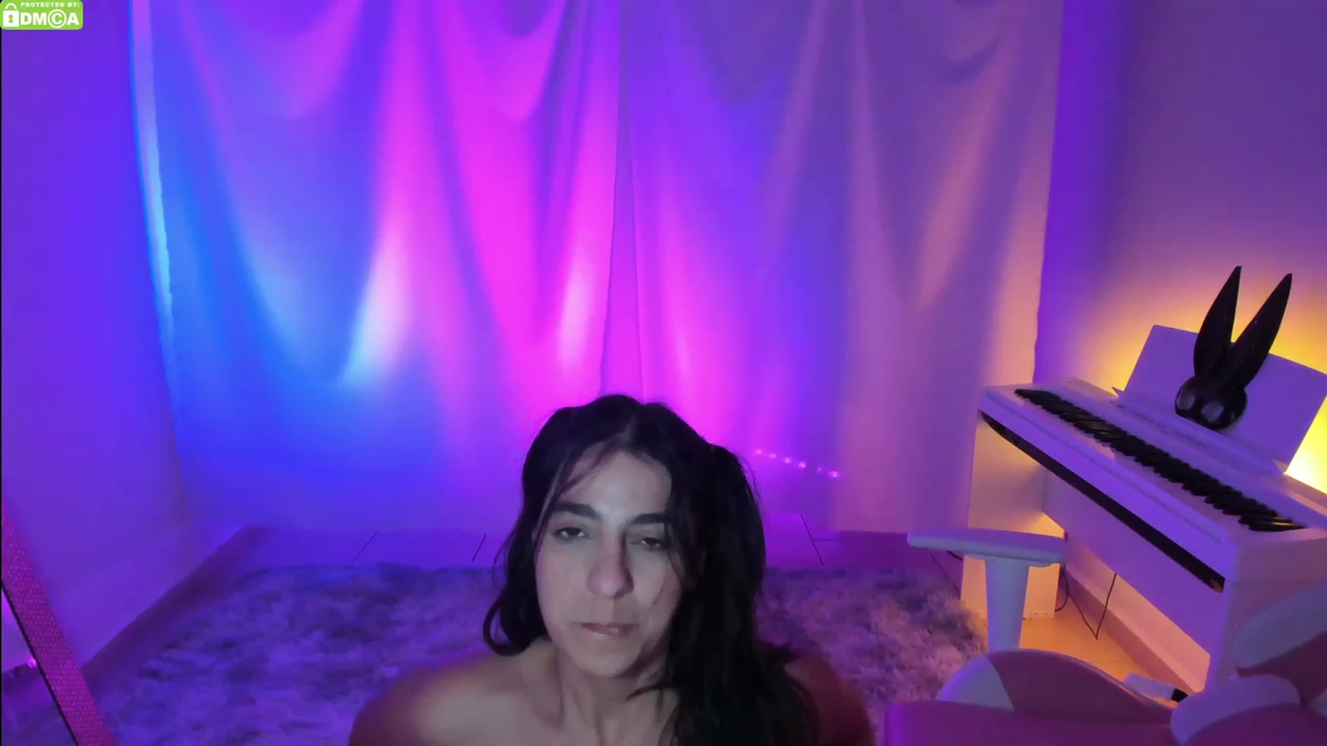Gallery image thumbnail from anarossanna's myfreecams stream on, 04/10/2023, 05:33 image 14 of 20