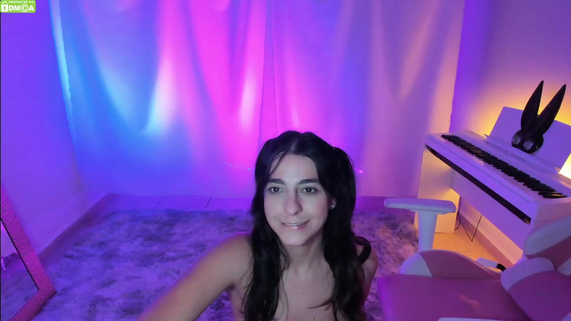 Gallery image thumbnail from anarossanna's myfreecams stream on, 04/10/2023, 05:33 image 18 of 20
