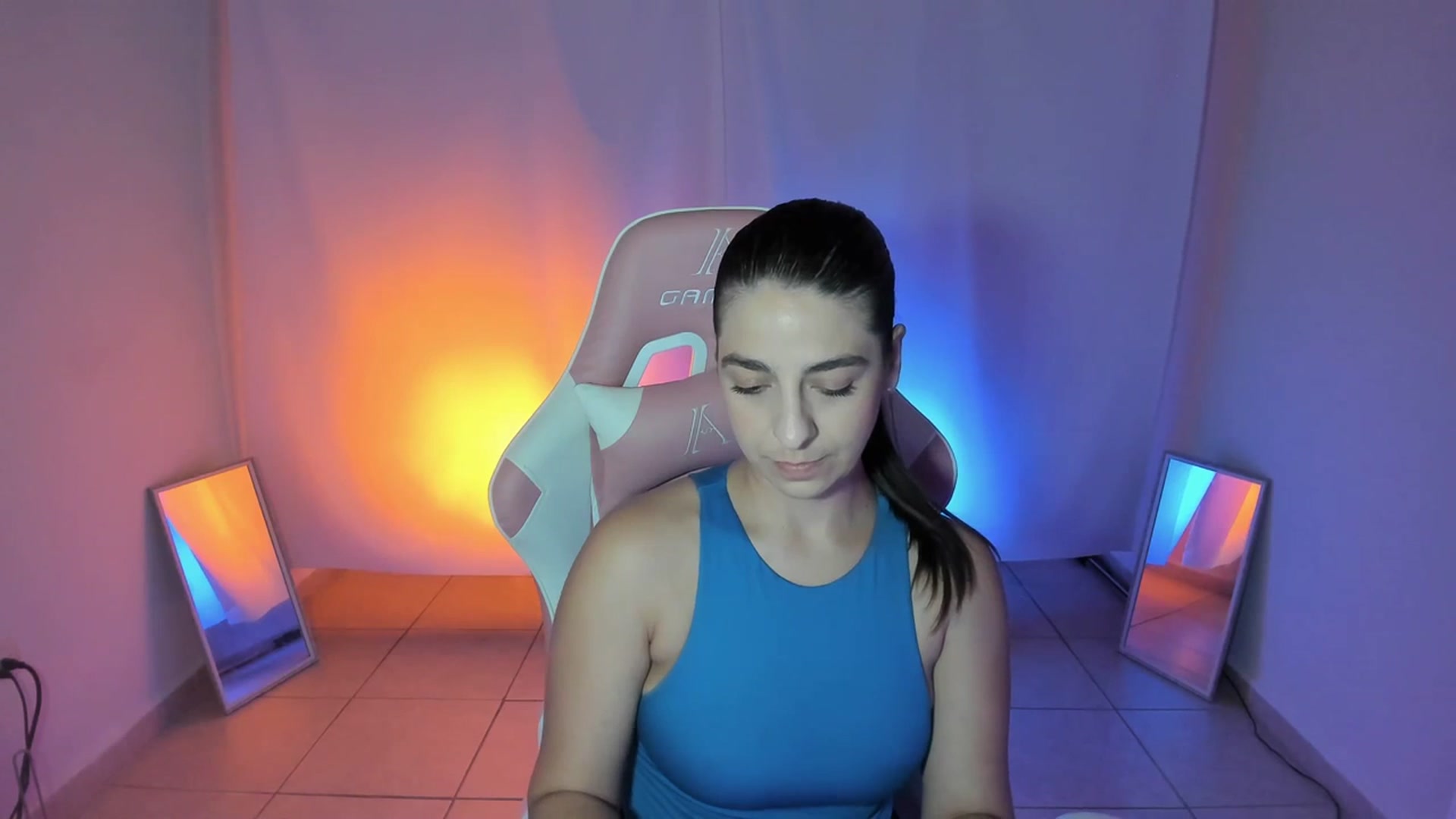 Gallery image thumbnail from anarossanna's myfreecams stream on, 07/16/2023, 03:49 image 5 of 20
