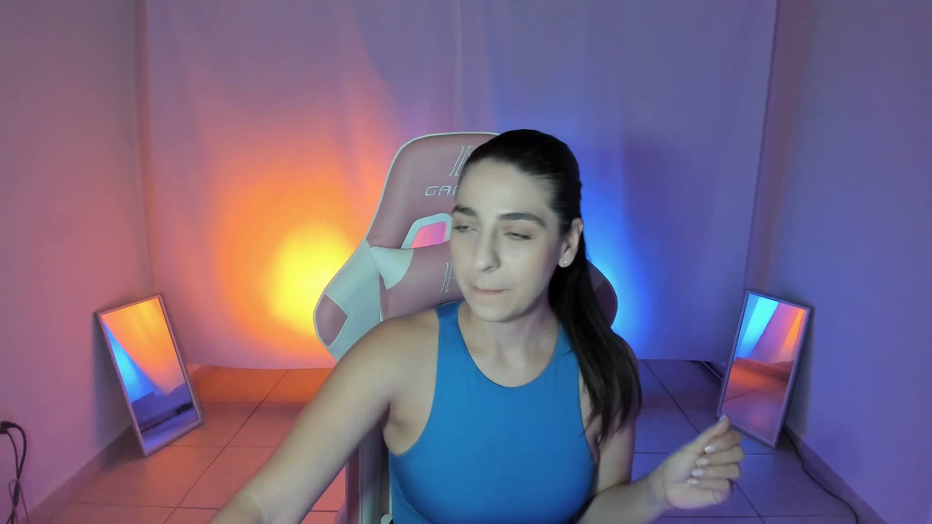 Gallery image thumbnail from anarossanna's myfreecams stream on, 07/16/2023, 03:49 image 1 of 20