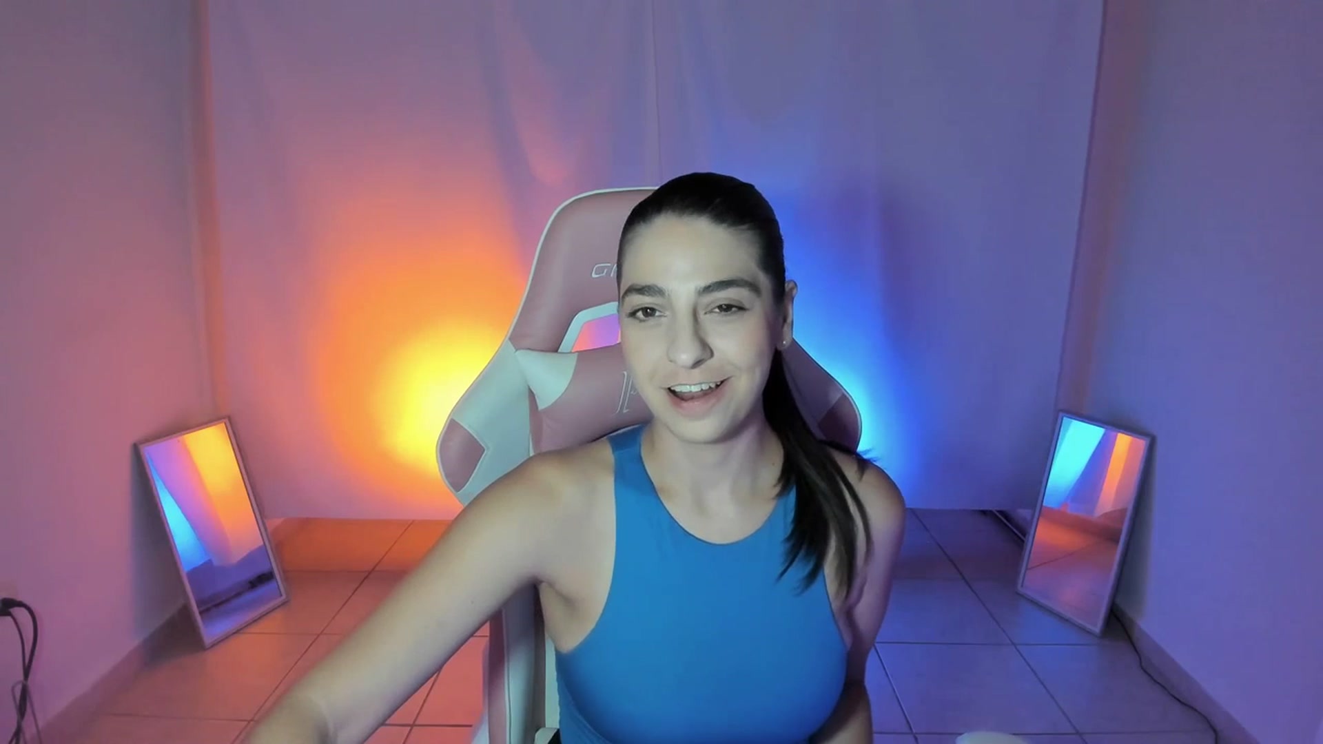 Gallery image thumbnail from anarossanna's myfreecams stream on, 07/16/2023, 03:49 image 9 of 20