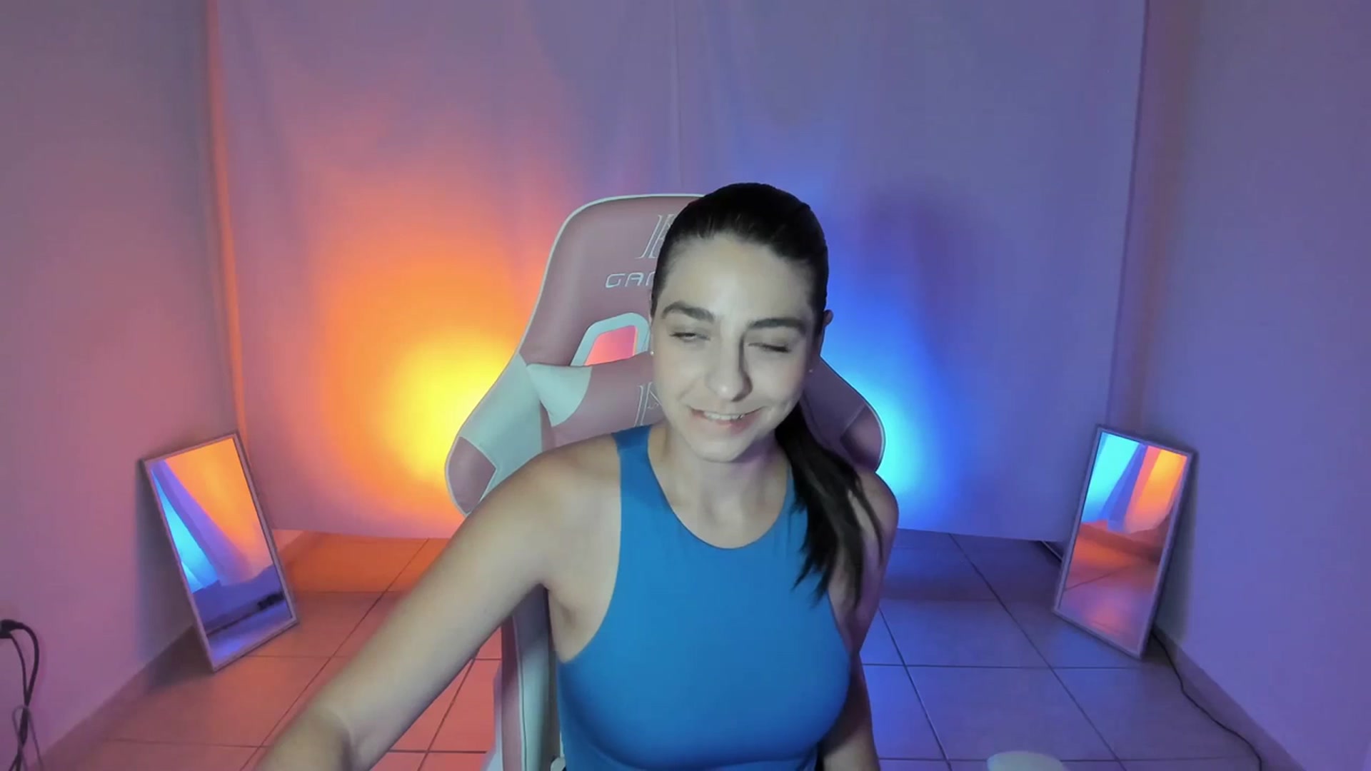 Gallery image thumbnail from anarossanna's myfreecams stream on, 07/16/2023, 03:49 image 8 of 20