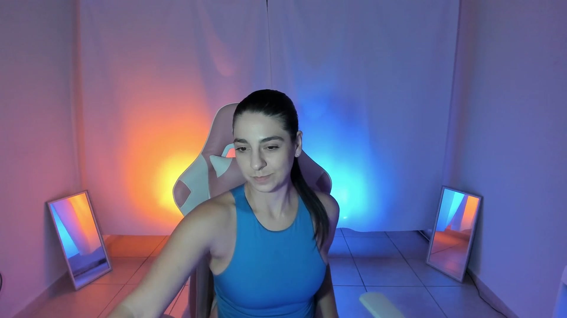 Gallery image thumbnail from anarossanna's myfreecams stream on, 07/16/2023, 06:13 image 19 of 20
