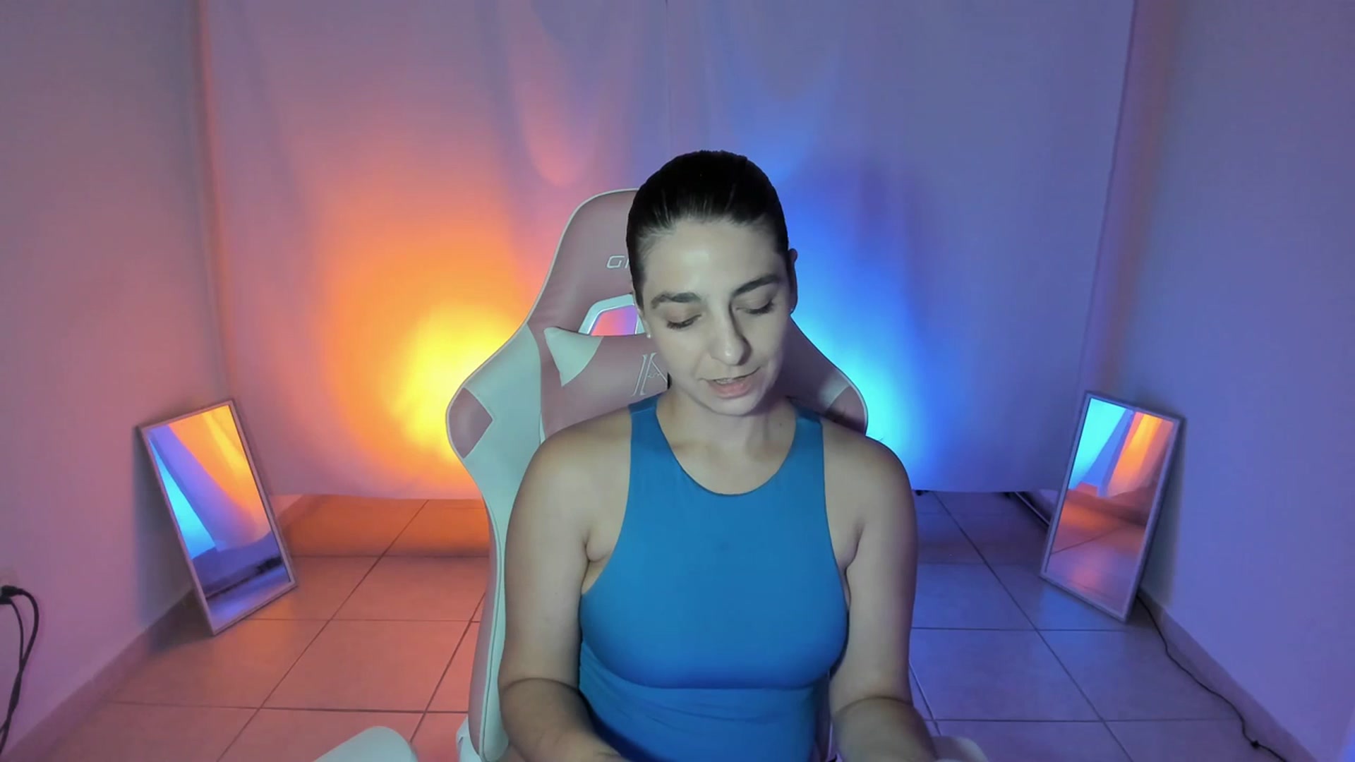 Gallery image thumbnail from anarossanna's myfreecams stream on, 07/16/2023, 06:13 image 8 of 20