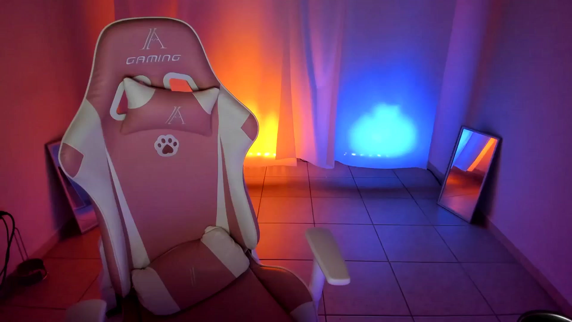 Gallery image thumbnail from anarossanna's myfreecams stream on, 07/25/2023, 04:12 image 1 of 20