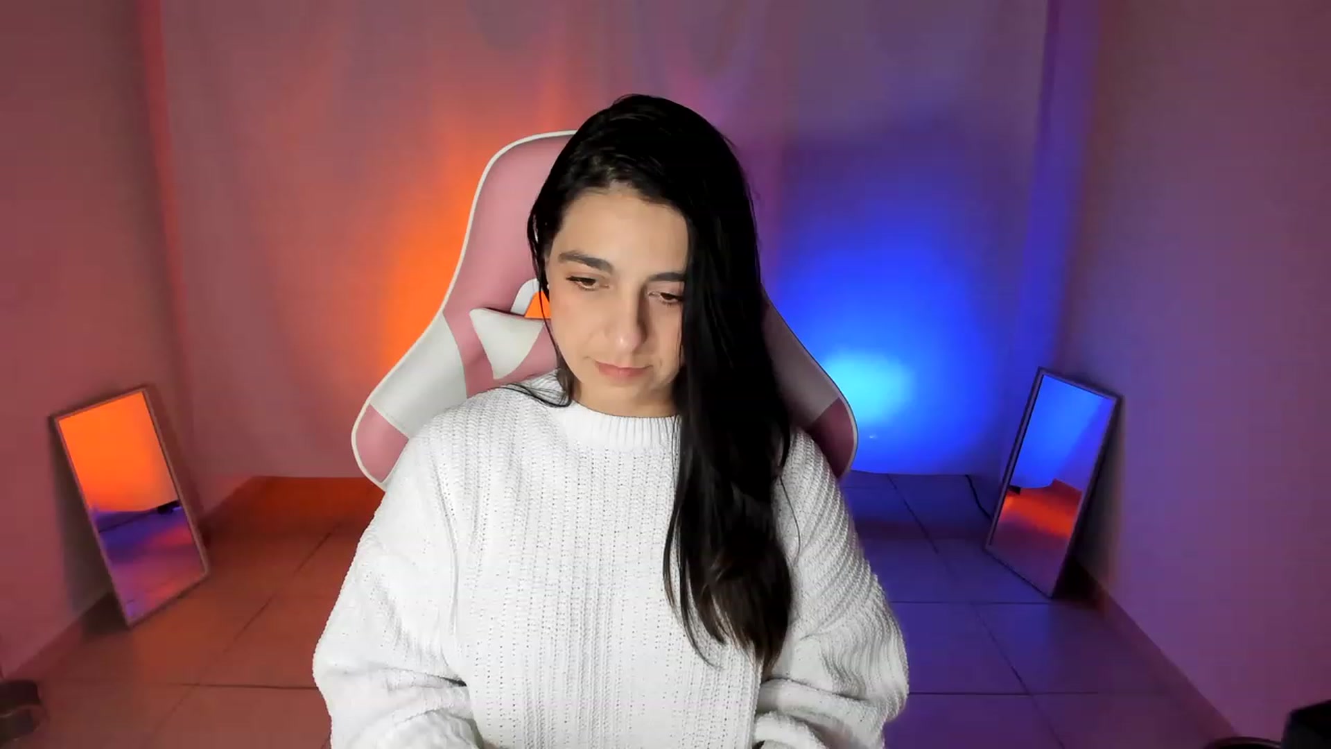 Gallery image thumbnail from anarossanna's myfreecams stream on, 07/27/2023, 06:50 image 5 of 20