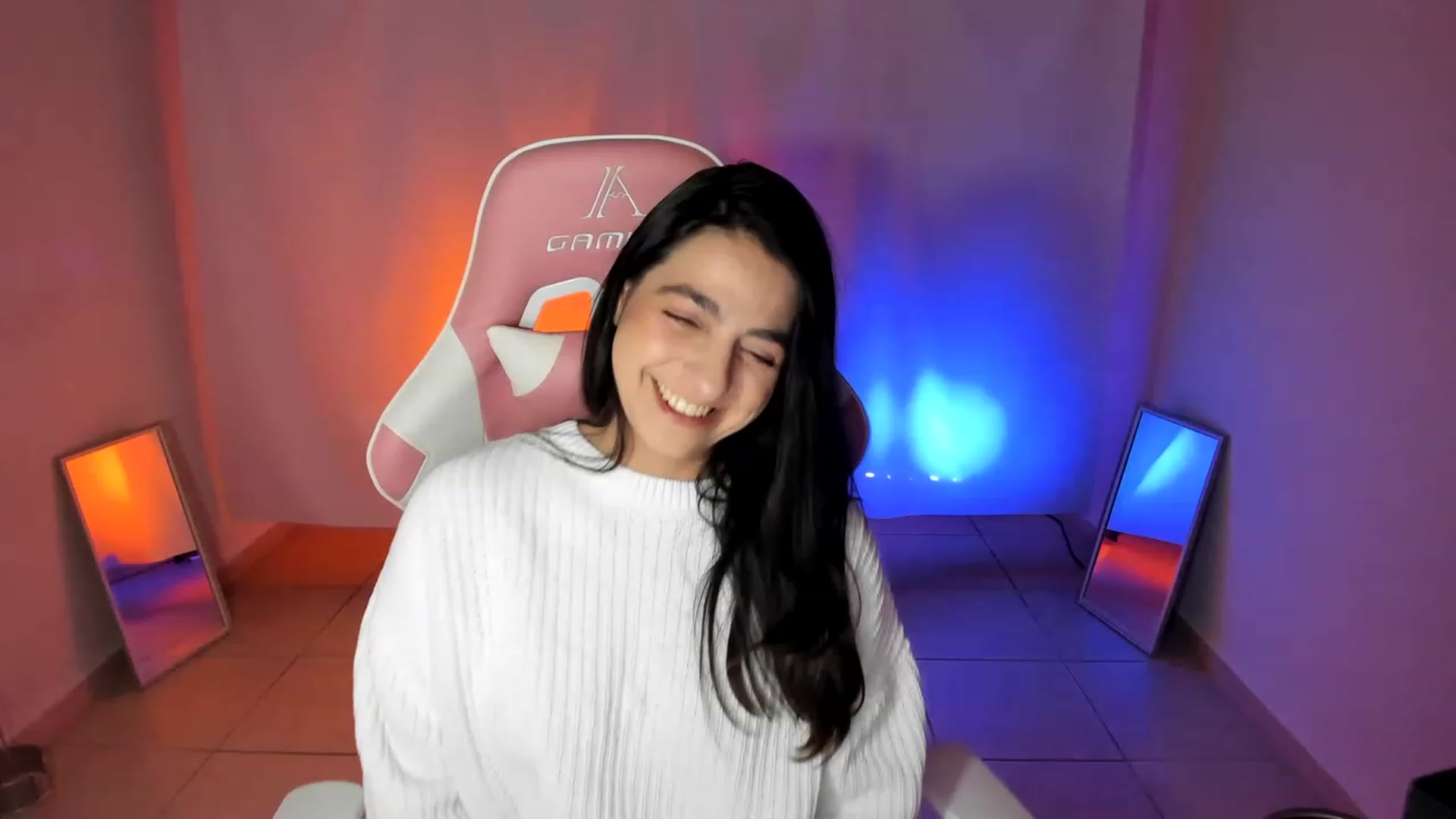 Gallery image thumbnail from anarossanna's myfreecams stream on, 07/27/2023, 06:50 image 6 of 20