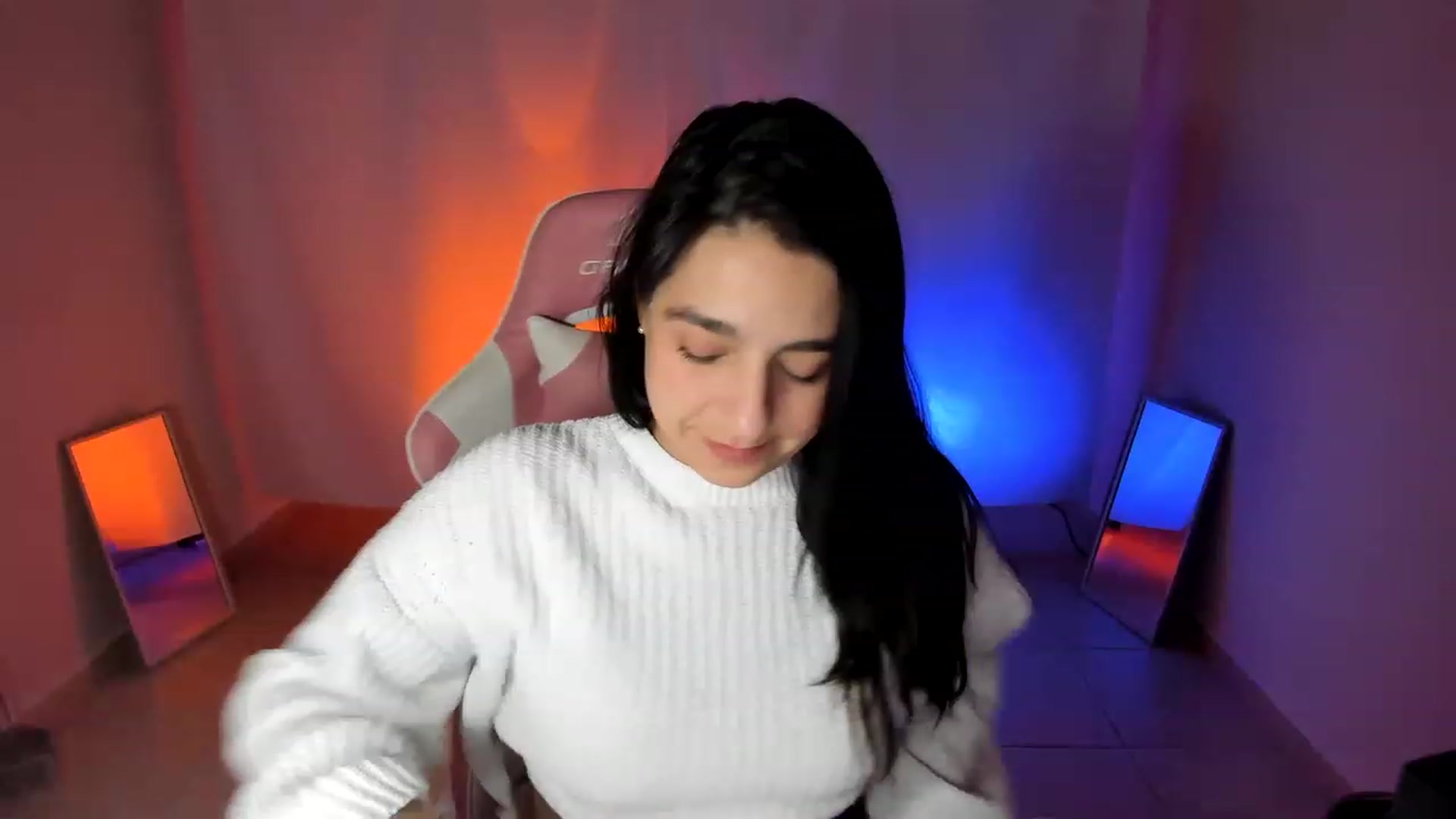 Gallery image thumbnail from anarossanna's myfreecams stream on, 07/27/2023, 06:50 image 17 of 20