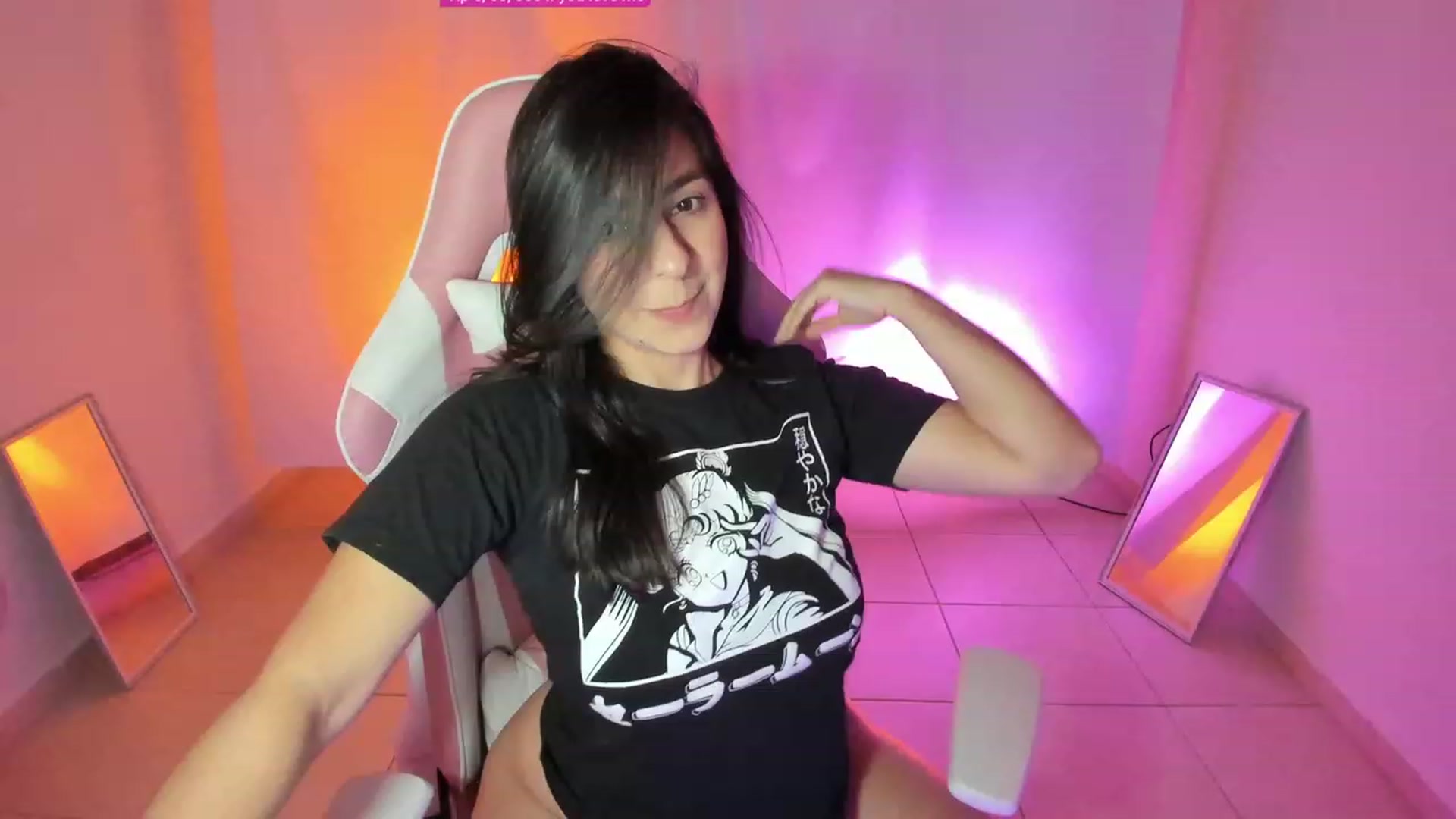 Gallery image thumbnail from anarossanna's myfreecams stream on, 08/03/2023, 03:12 image 3 of 20