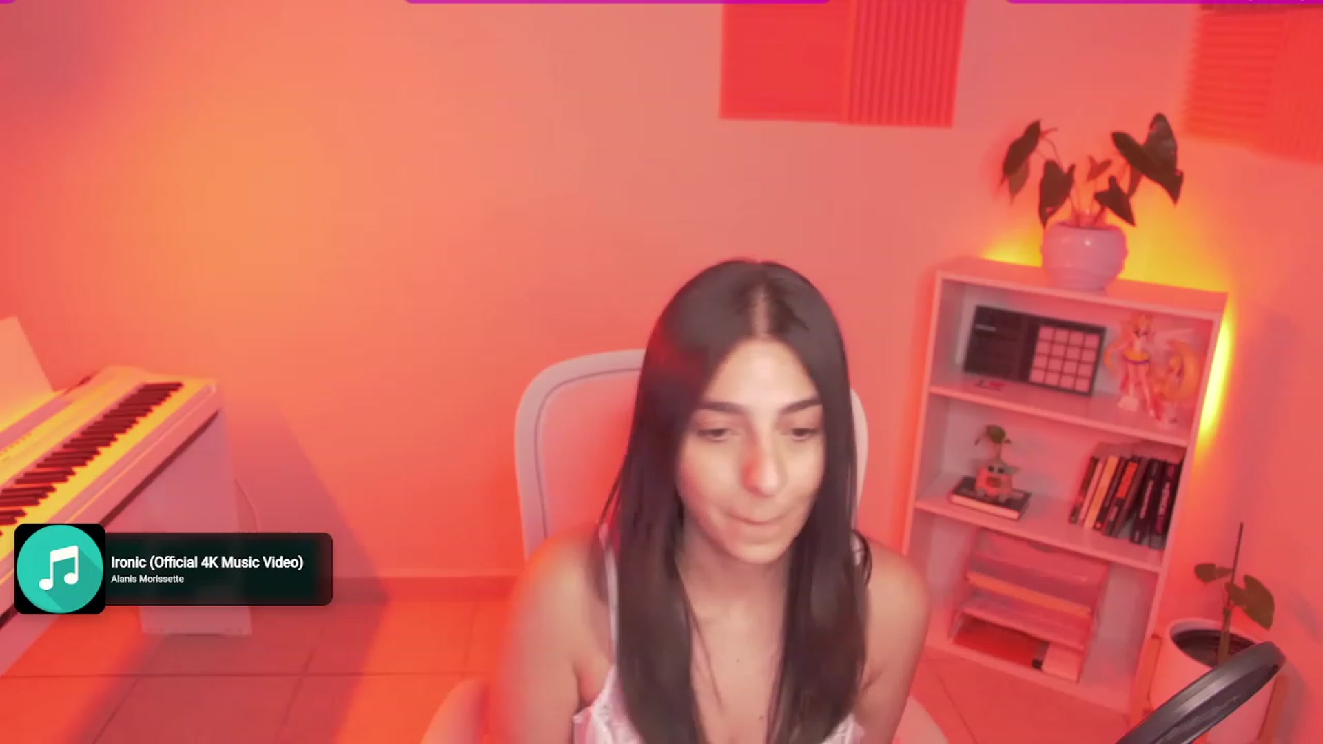 Gallery image thumbnail from anarossanna's myfreecams stream on, 09/06/2023, 03:29 image 2 of 20