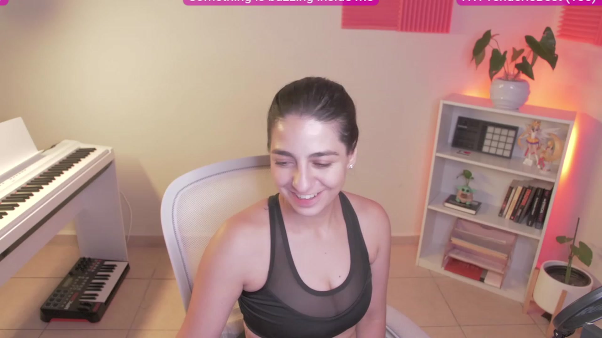 Gallery image thumbnail from anarossanna's myfreecams stream on, 09/08/2023, 03:41 image 9 of 20