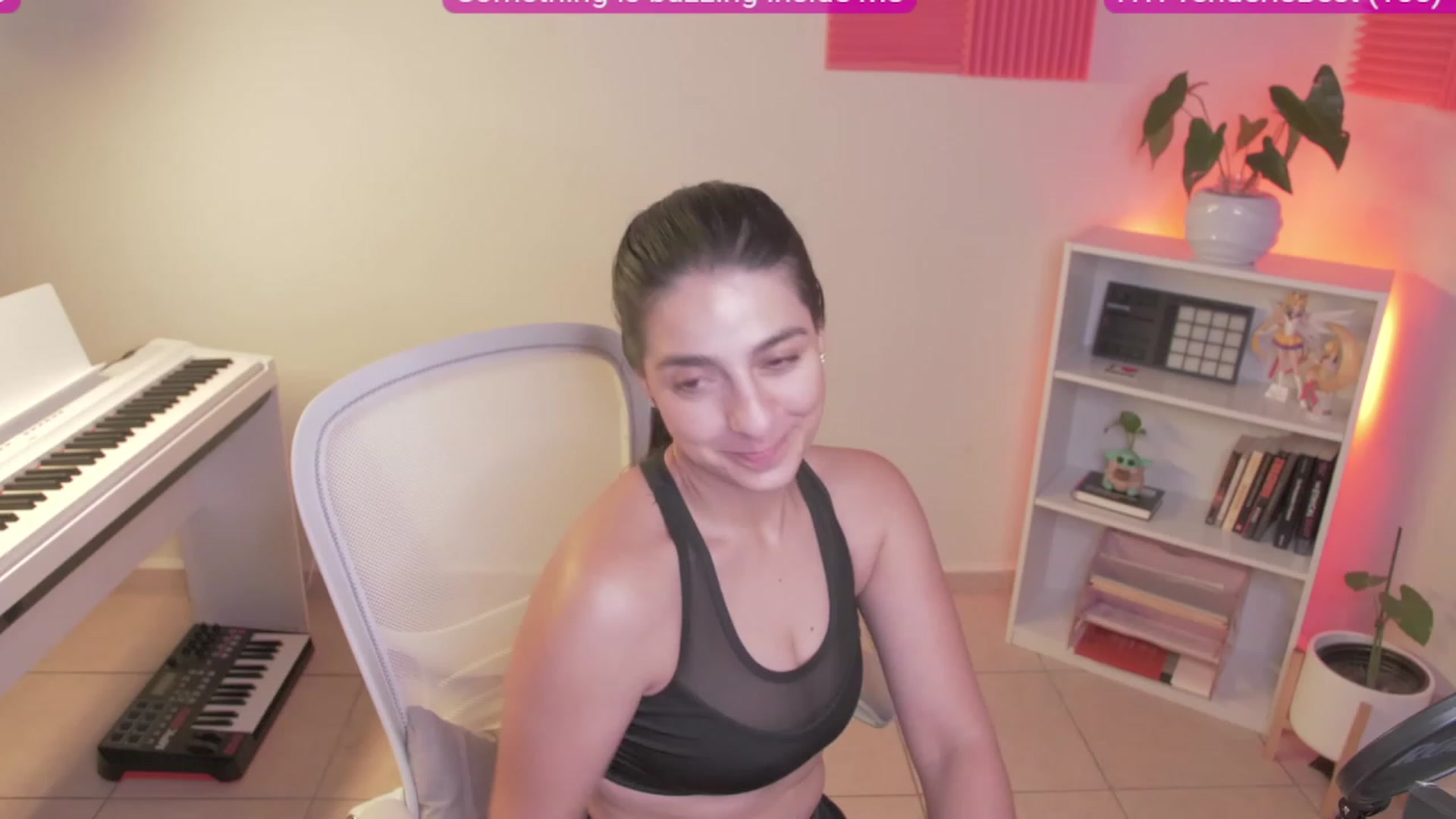 Gallery image thumbnail from anarossanna's myfreecams stream on, 09/08/2023, 03:41 image 18 of 20