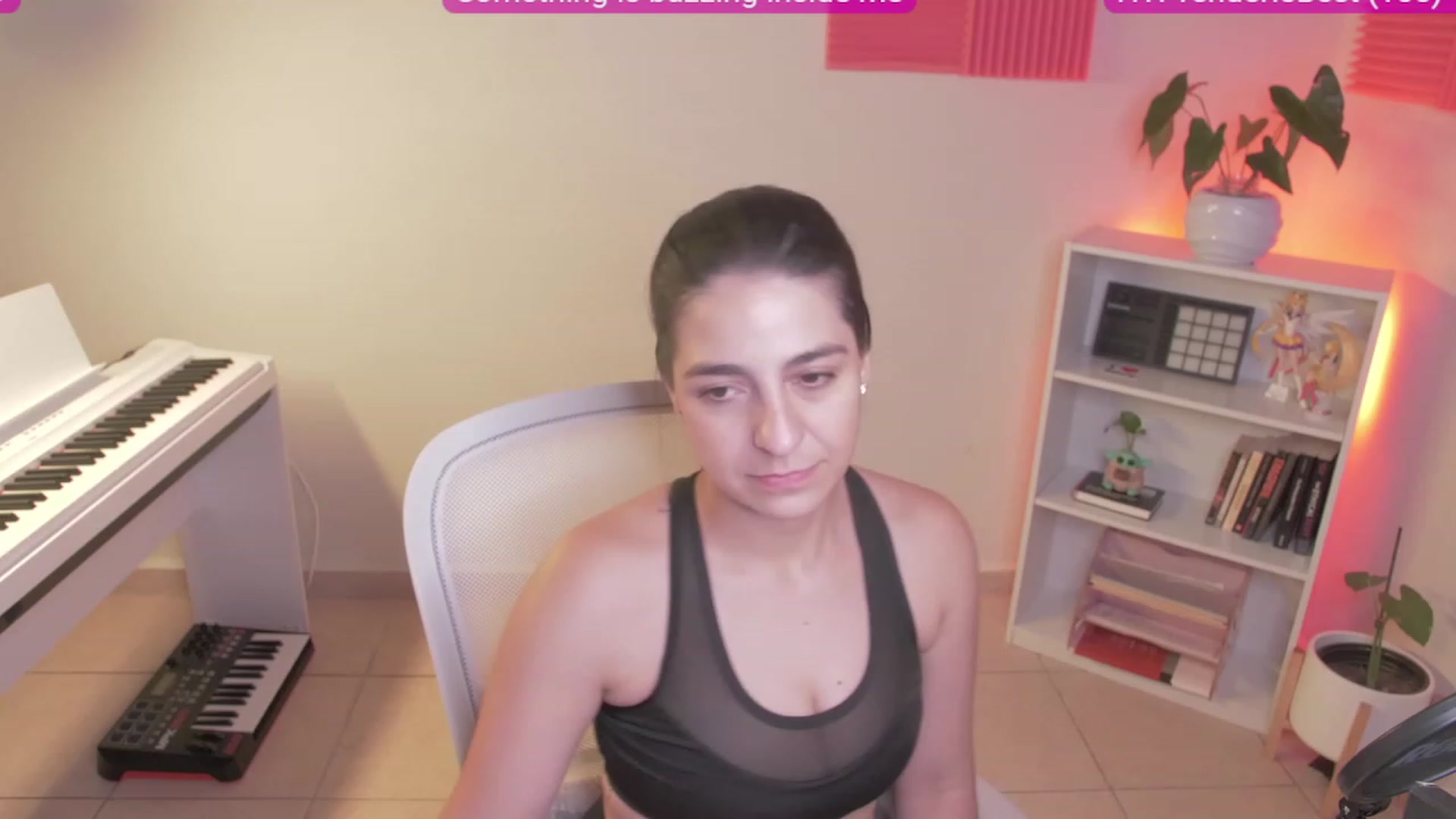 Gallery image thumbnail from anarossanna's myfreecams stream on, 09/08/2023, 03:41 image 10 of 20