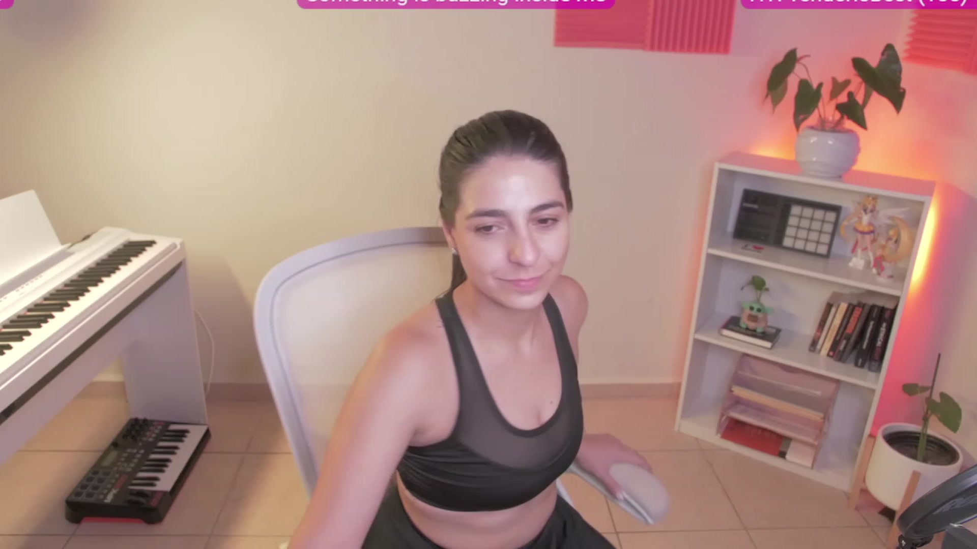 Gallery image thumbnail from anarossanna's myfreecams stream on, 09/08/2023, 03:41 image 3 of 20