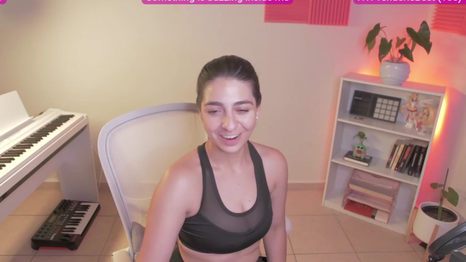 Gallery image thumbnail from anarossanna's myfreecams stream on, 09/08/2023, 03:41 image 19 of 20