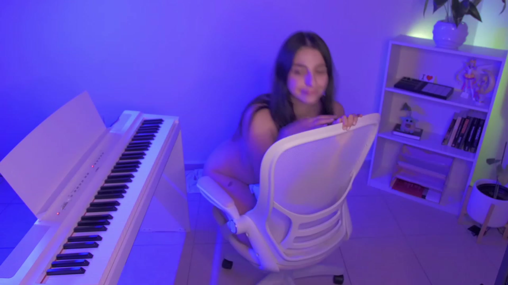 Gallery image thumbnail from anarossanna's myfreecams stream on, 09/16/2023, 03:48 image 2 of 20
