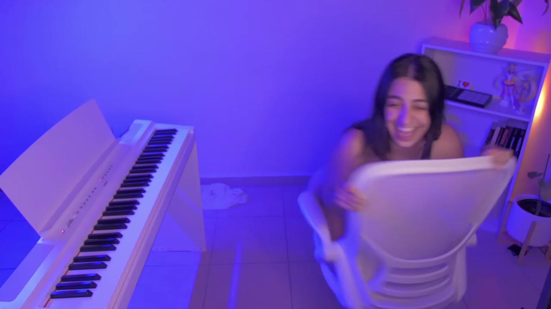 Gallery image thumbnail from anarossanna's myfreecams stream on, 09/16/2023, 03:48 image 3 of 20