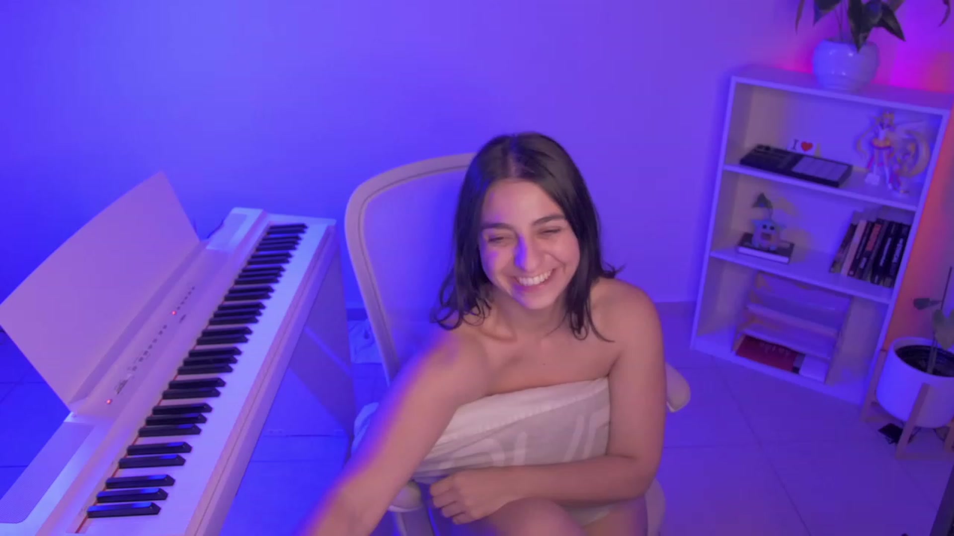 Gallery image thumbnail from anarossanna's myfreecams stream on, 09/16/2023, 03:48 image 11 of 20