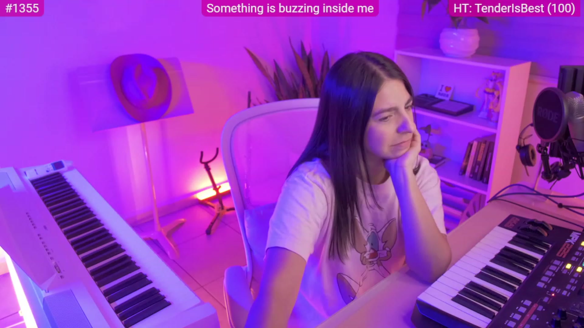 Gallery image thumbnail from anarossanna's myfreecams stream on, 09/20/2023, 03:20 image 7 of 20