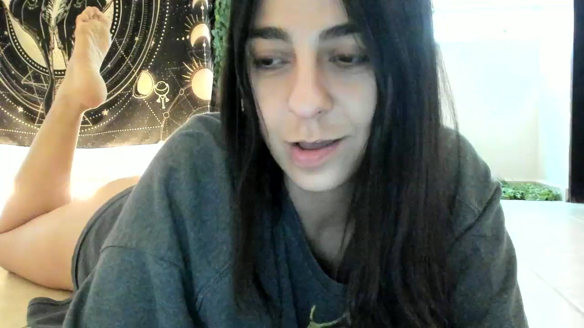 Gallery image thumbnail from anarossanna's myfreecams stream on, 10/03/2023, 17:30 image 1 of 20