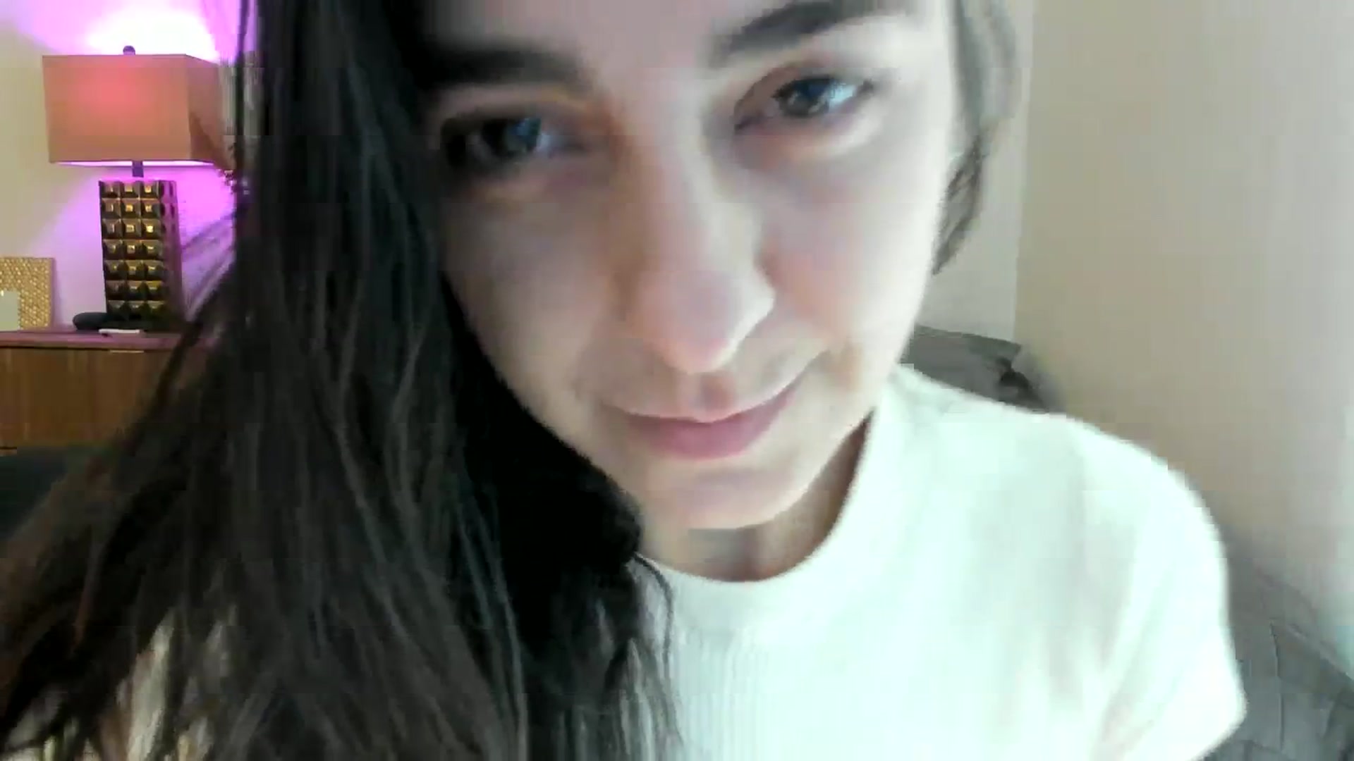 Gallery image thumbnail from anarossanna's myfreecams stream on, 10/08/2023, 18:14 image 5 of 20