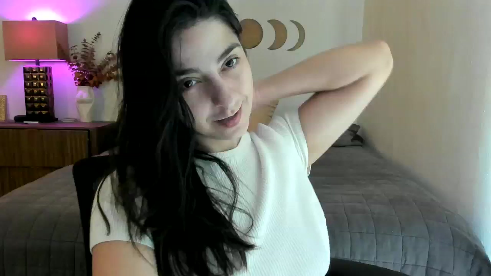 Gallery image thumbnail from anarossanna's myfreecams stream on, 10/08/2023, 19:33 image 2 of 20