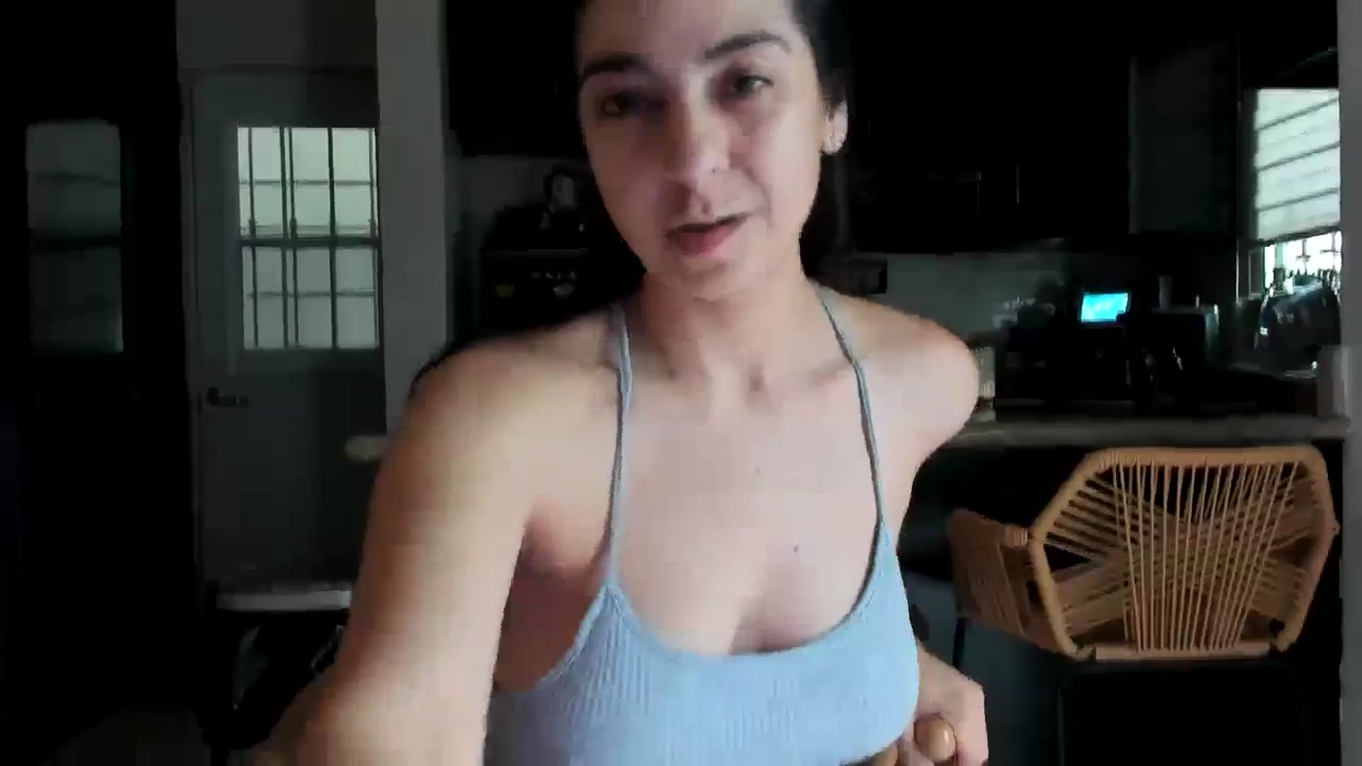 Gallery image thumbnail from anarossanna's myfreecams stream on, 10/29/2023, 13:22 image 18 of 20