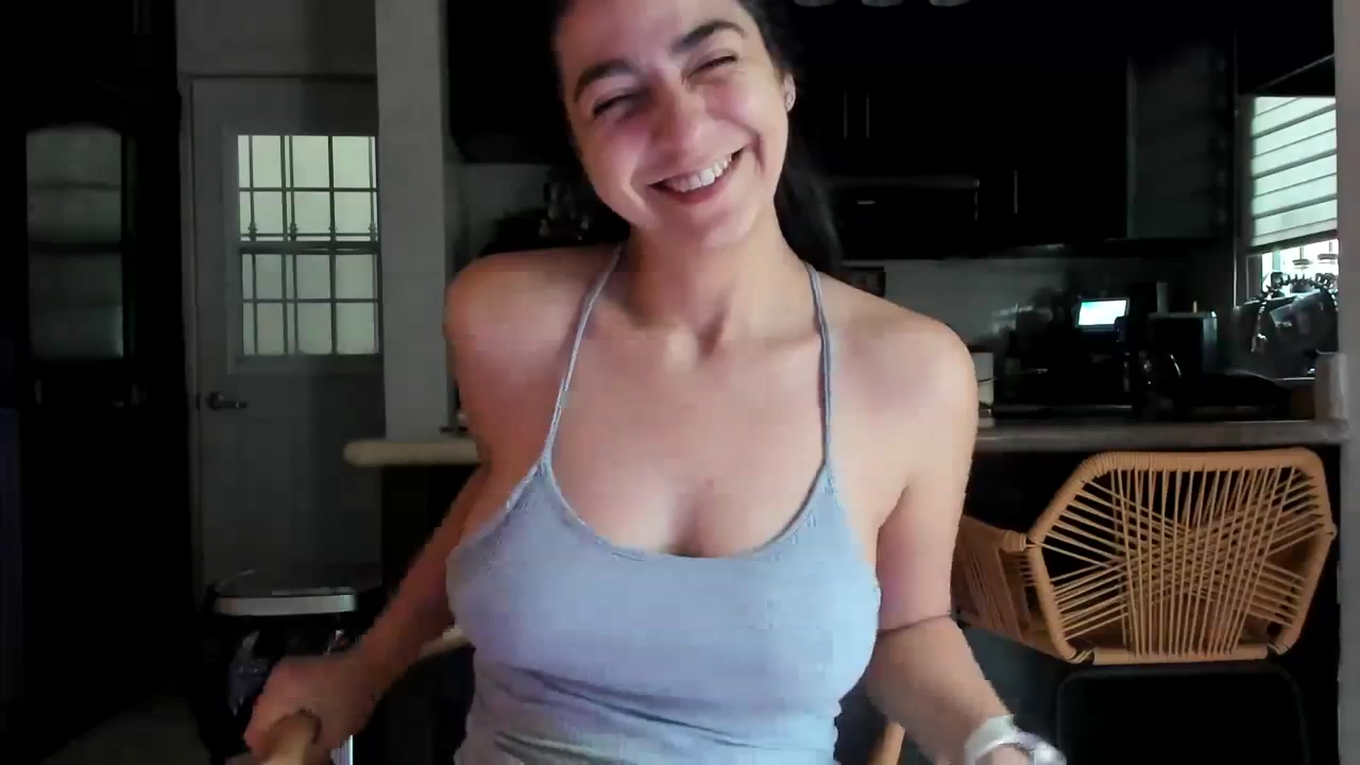 Gallery image thumbnail from anarossanna's myfreecams stream on, 10/29/2023, 13:22 image 9 of 20