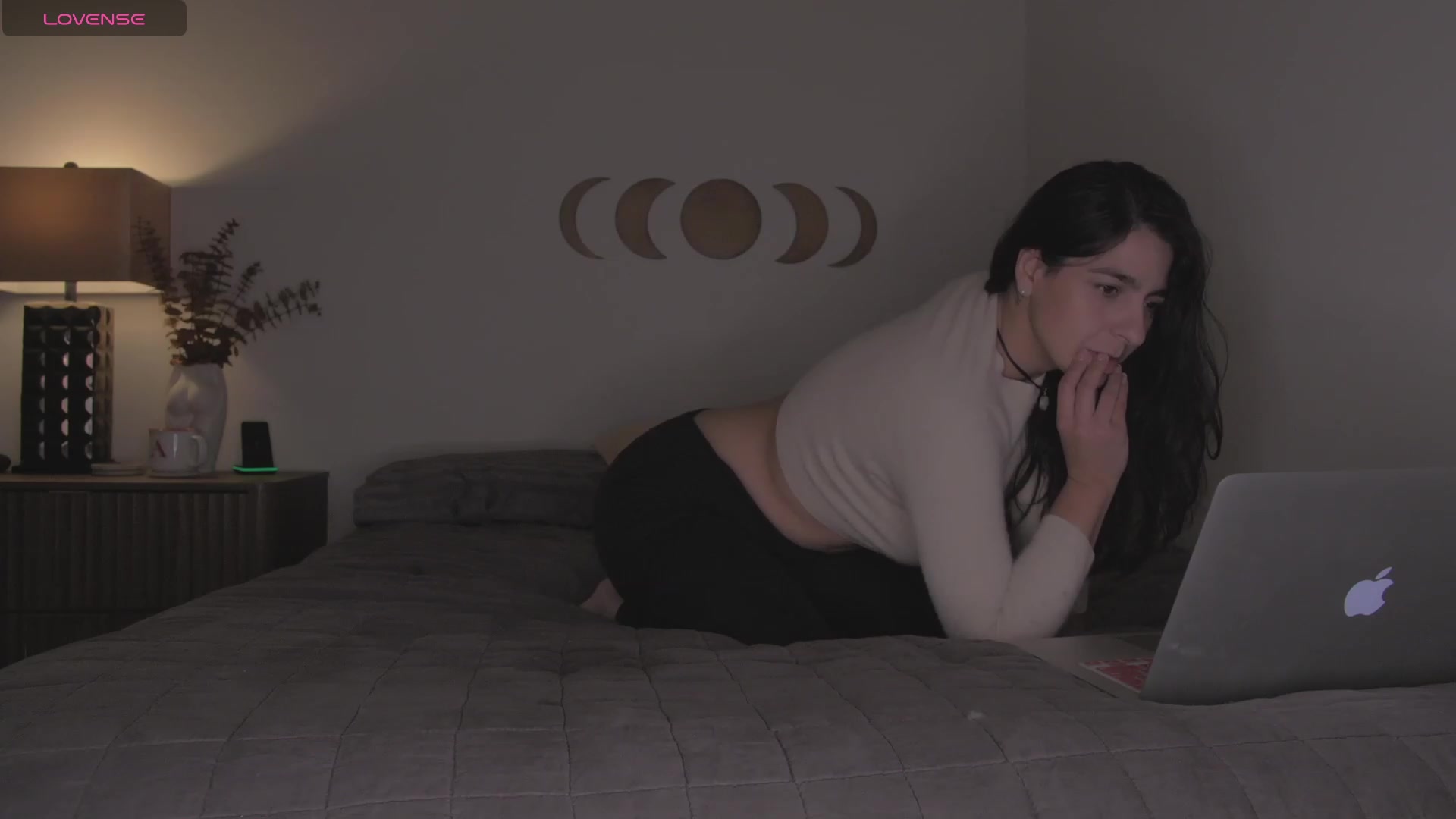 Gallery image thumbnail from anarossanna's myfreecams stream on, 11/30/2023, 05:01 image 18 of 20