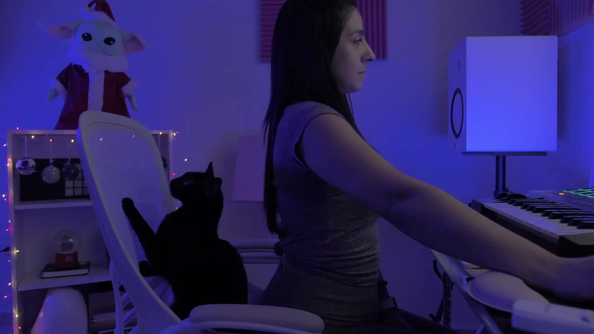 Gallery image thumbnail from anarossanna's myfreecams stream on, 12/11/2023, 23:24 image 9 of 20
