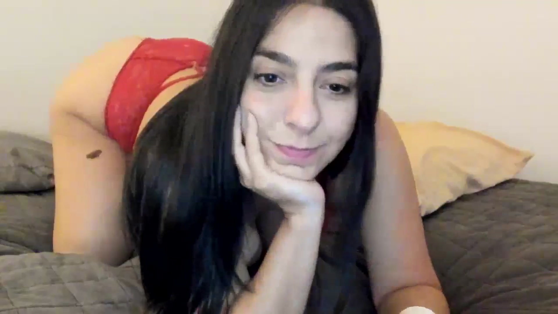 Gallery image thumbnail from anarossanna's myfreecams stream on, 12/14/2023, 02:20 image 5 of 20
