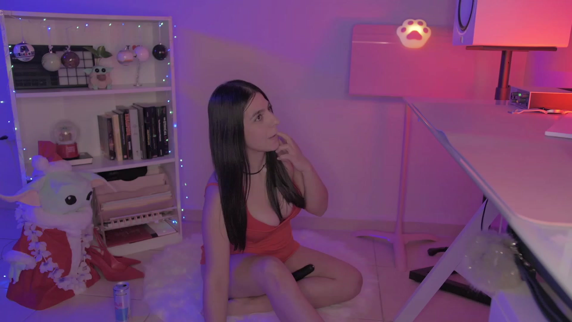 Gallery image thumbnail from anarossanna's myfreecams stream on, 12/18/2023, 06:53 image 10 of 20