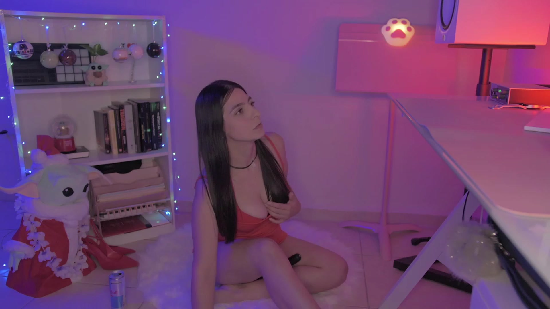 Gallery image thumbnail from anarossanna's myfreecams stream on, 12/18/2023, 06:53 image 9 of 20