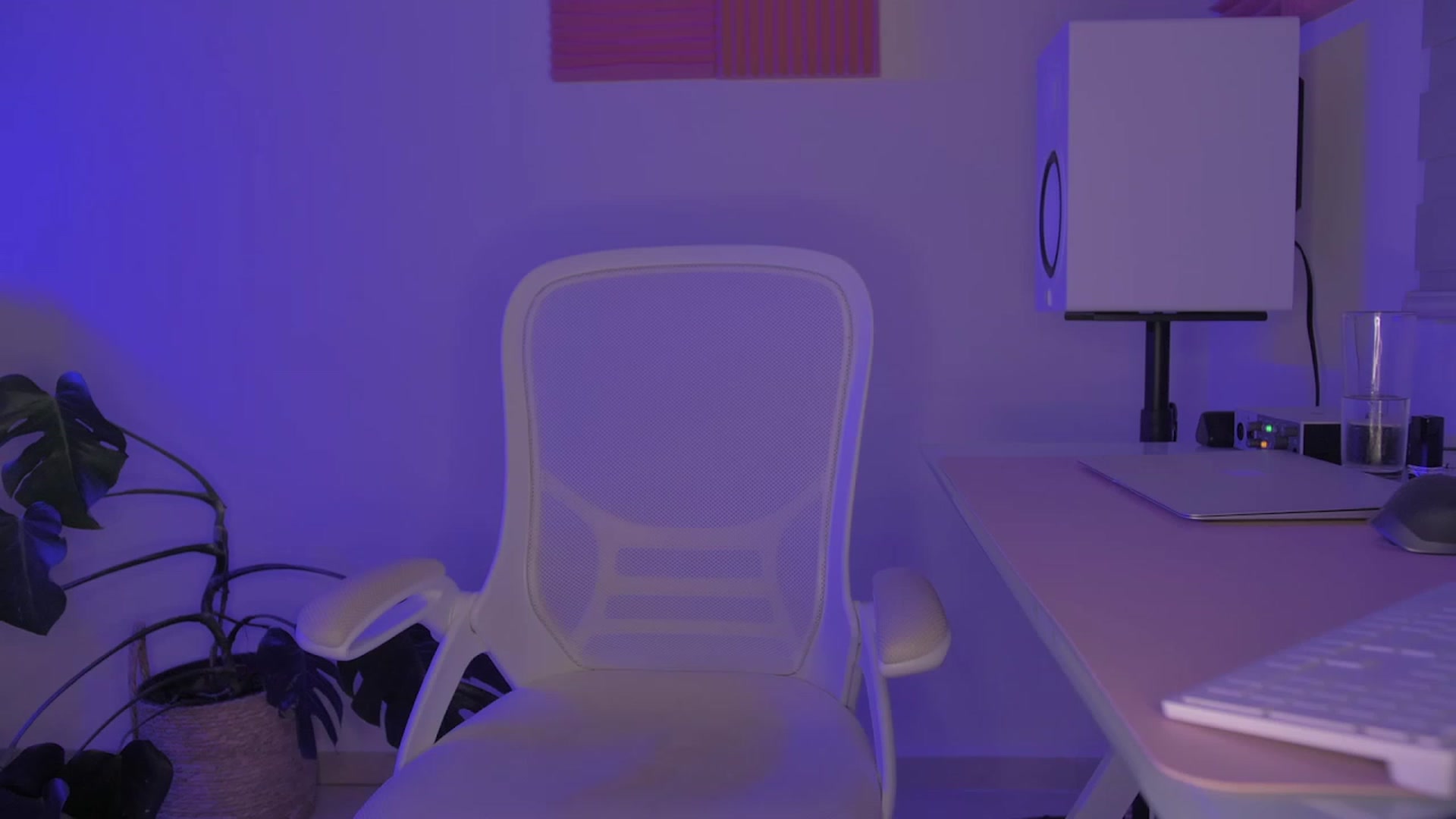 Gallery image thumbnail from anarossanna's myfreecams stream on, 01/04/2024, 04:04 image 2 of 20