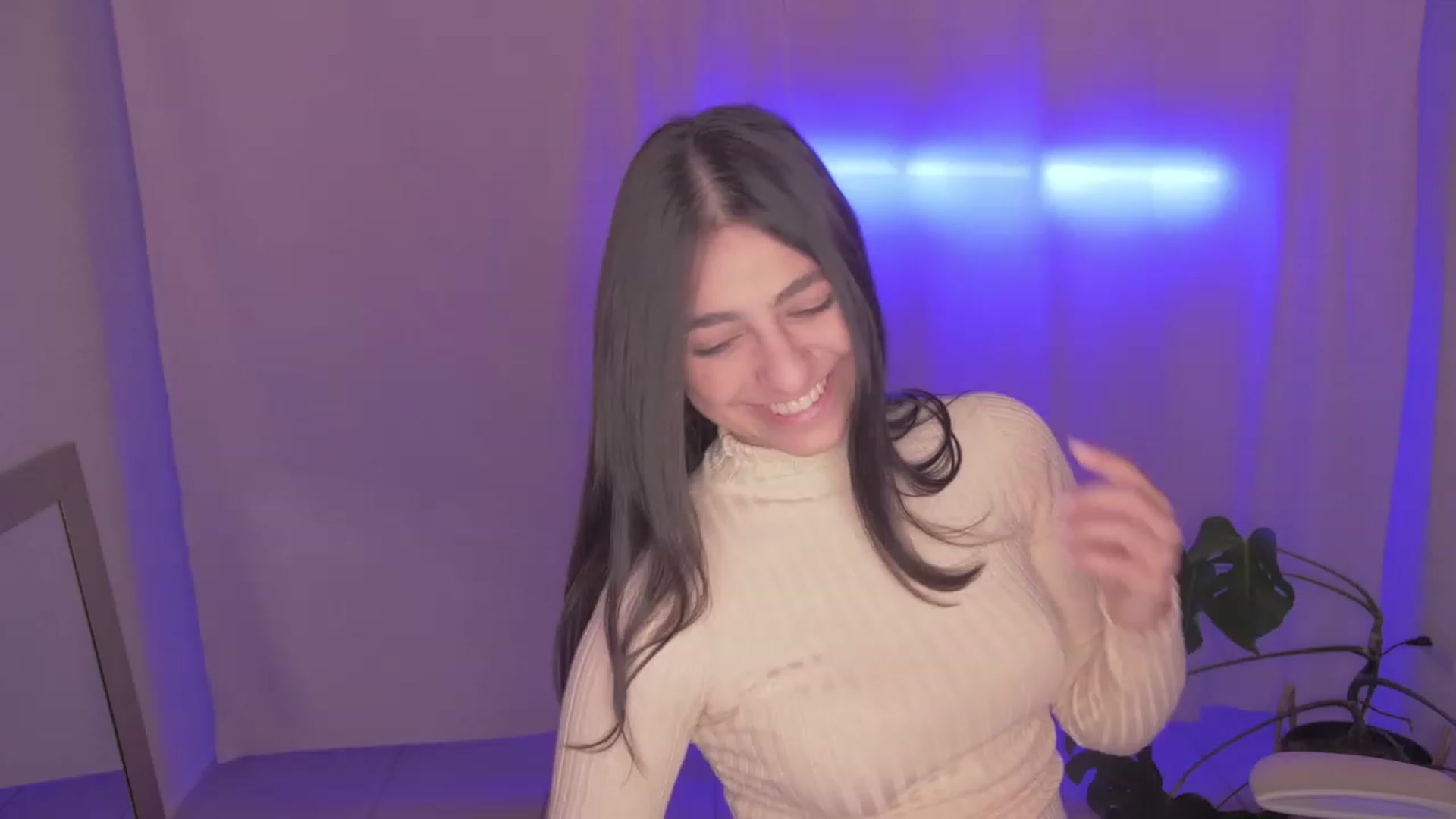 Gallery image thumbnail from anarossanna's myfreecams stream on, 01/26/2024, 03:57 image 4 of 20