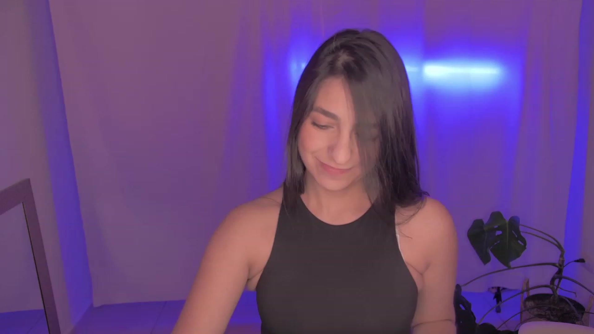 Gallery image thumbnail from anarossanna's myfreecams stream on, 02/02/2024, 03:13 image 2 of 20
