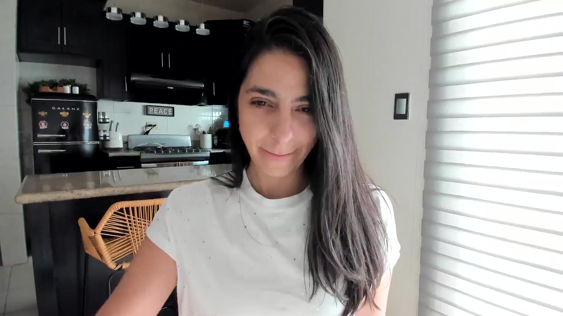 Gallery image thumbnail from anarossanna's myfreecams stream on, 02/26/2024, 20:35 image 14 of 20