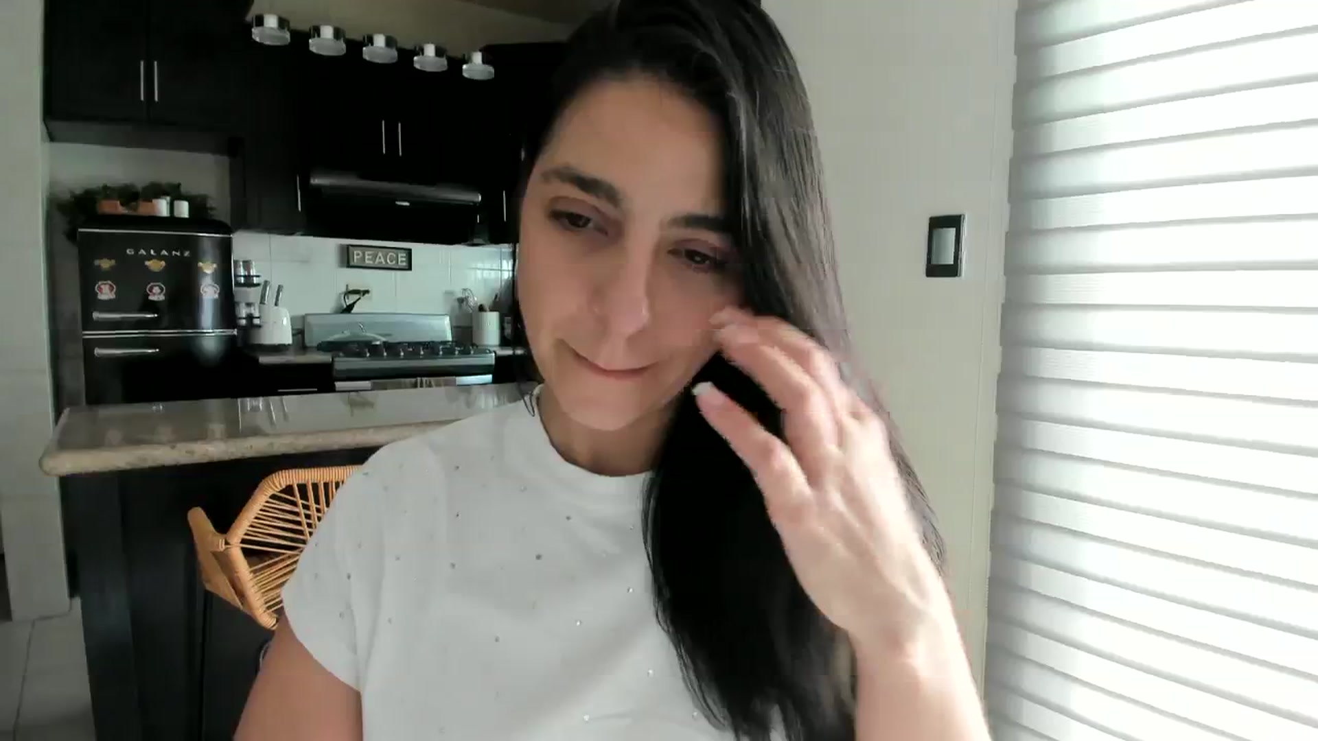 Gallery image thumbnail from anarossanna's myfreecams stream on, 02/26/2024, 20:35 image 7 of 20
