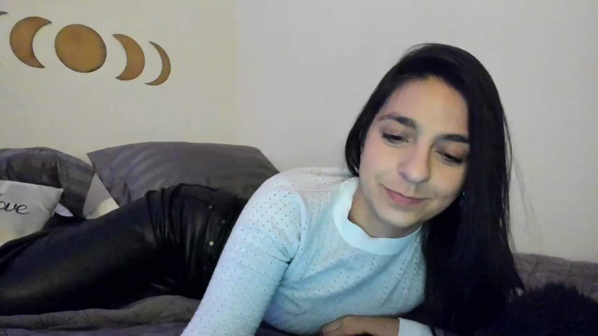 Gallery image thumbnail from anarossanna's myfreecams stream on, 03/01/2024, 04:03 image 5 of 20