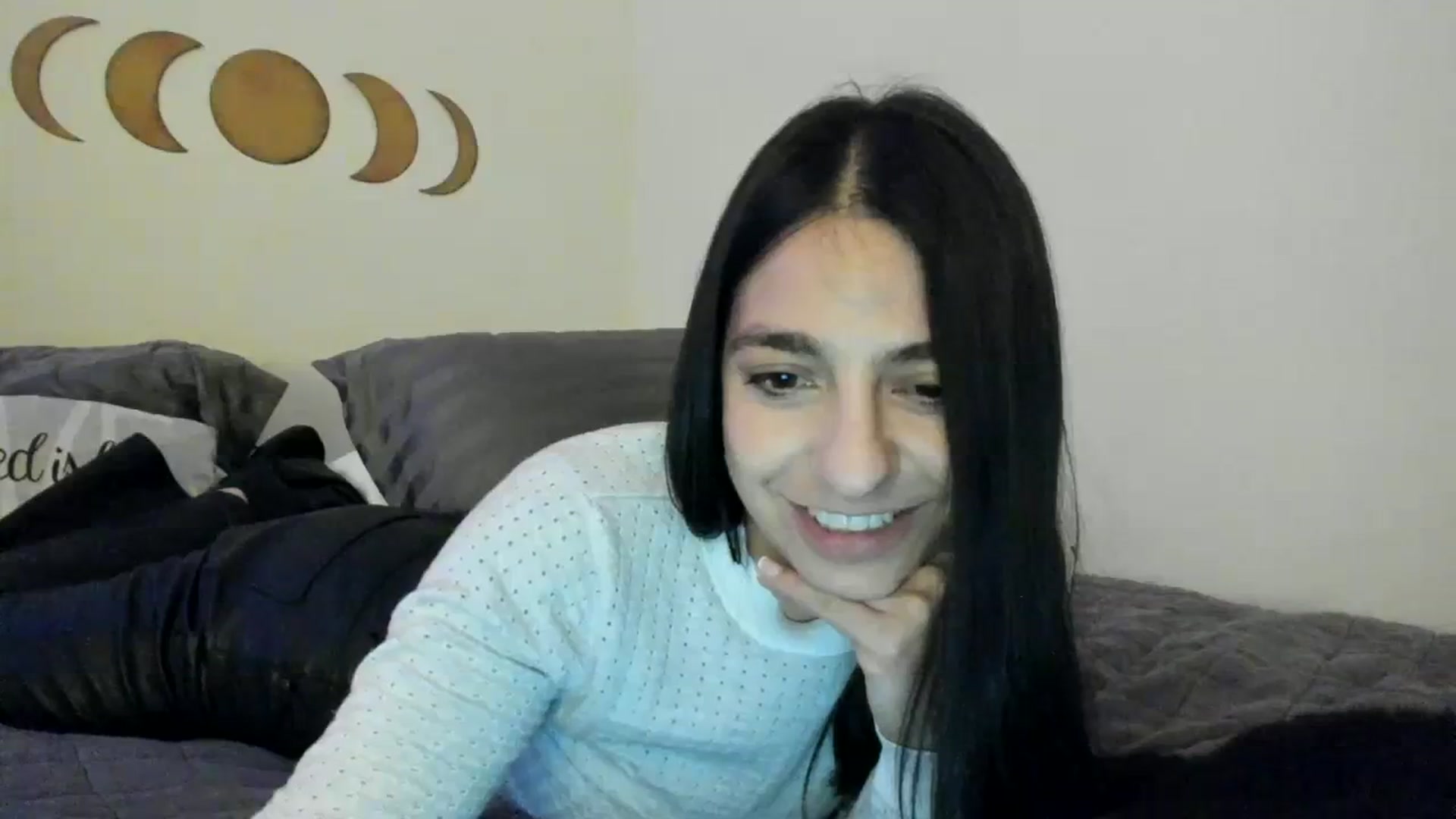 Gallery image thumbnail from anarossanna's myfreecams stream on, 03/01/2024, 04:03 image 14 of 20