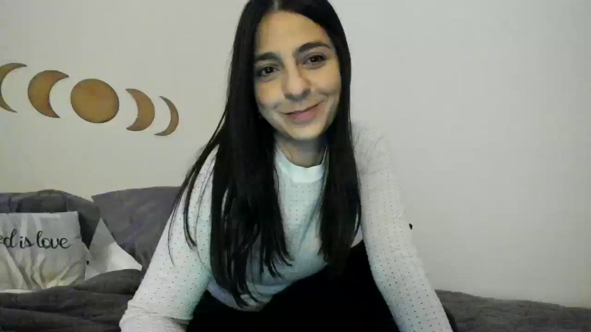 Gallery image thumbnail from anarossanna's myfreecams stream on, 03/01/2024, 04:03 image 1 of 20