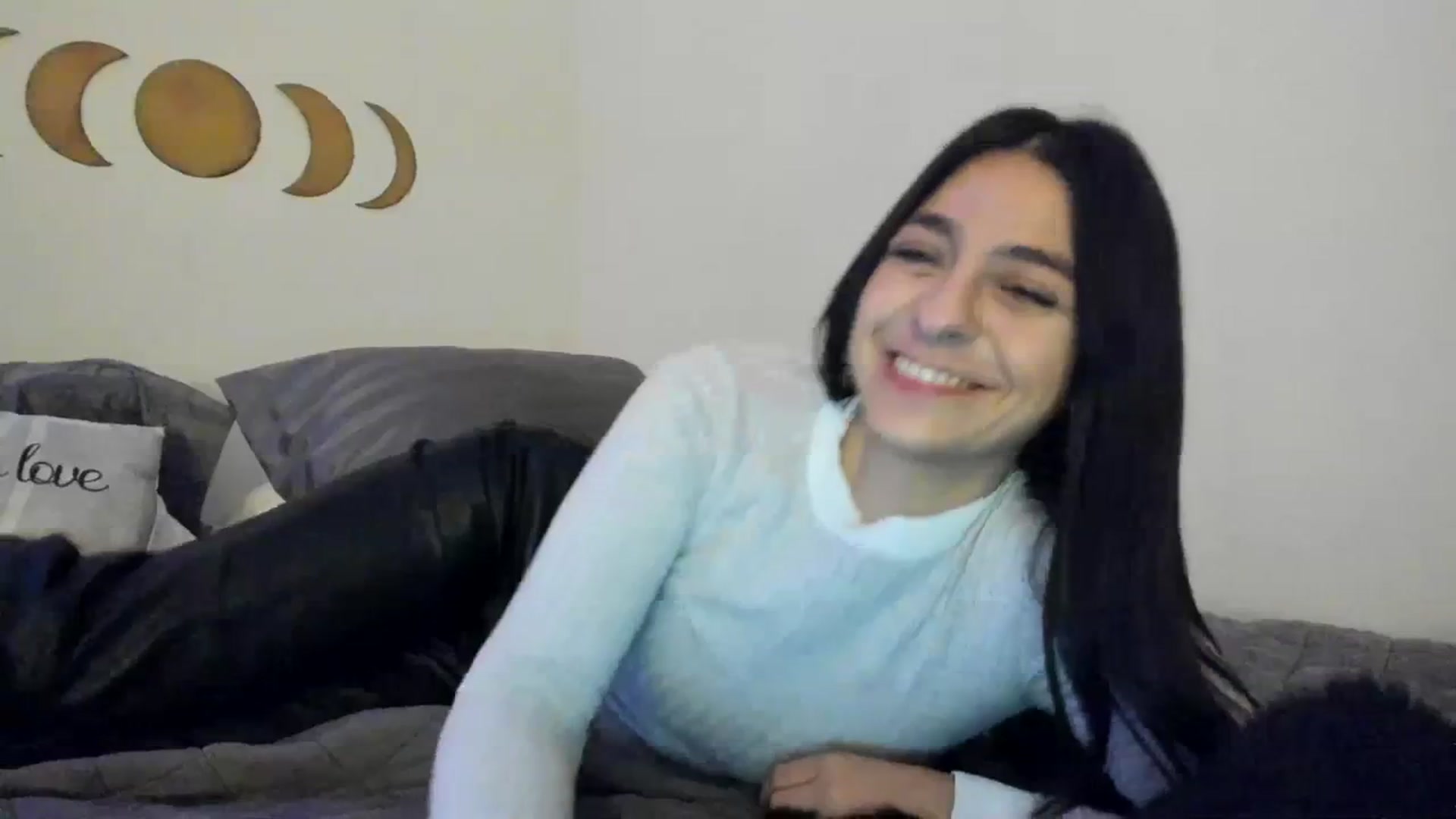 Gallery image thumbnail from anarossanna's myfreecams stream on, 03/01/2024, 04:03 image 3 of 20