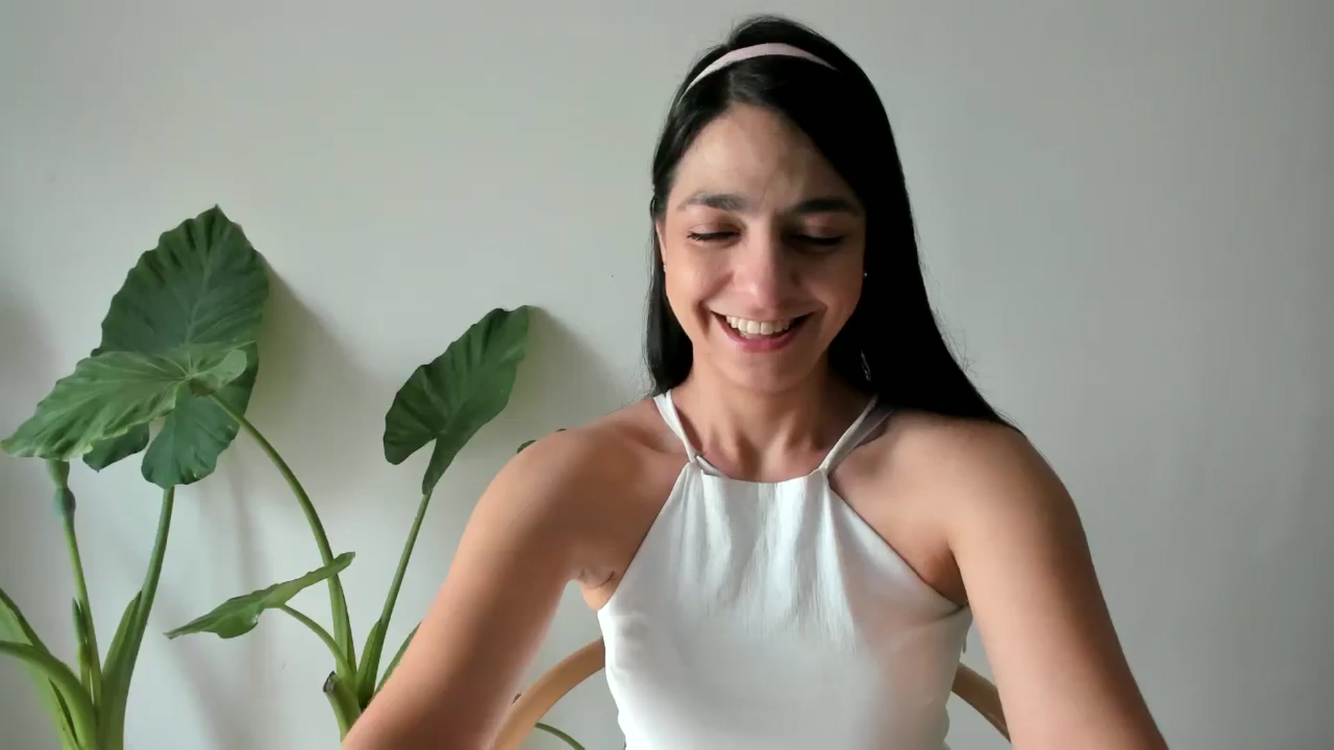 Gallery image thumbnail from anarossanna's myfreecams stream on, 03/07/2024, 18:37 image 2 of 20